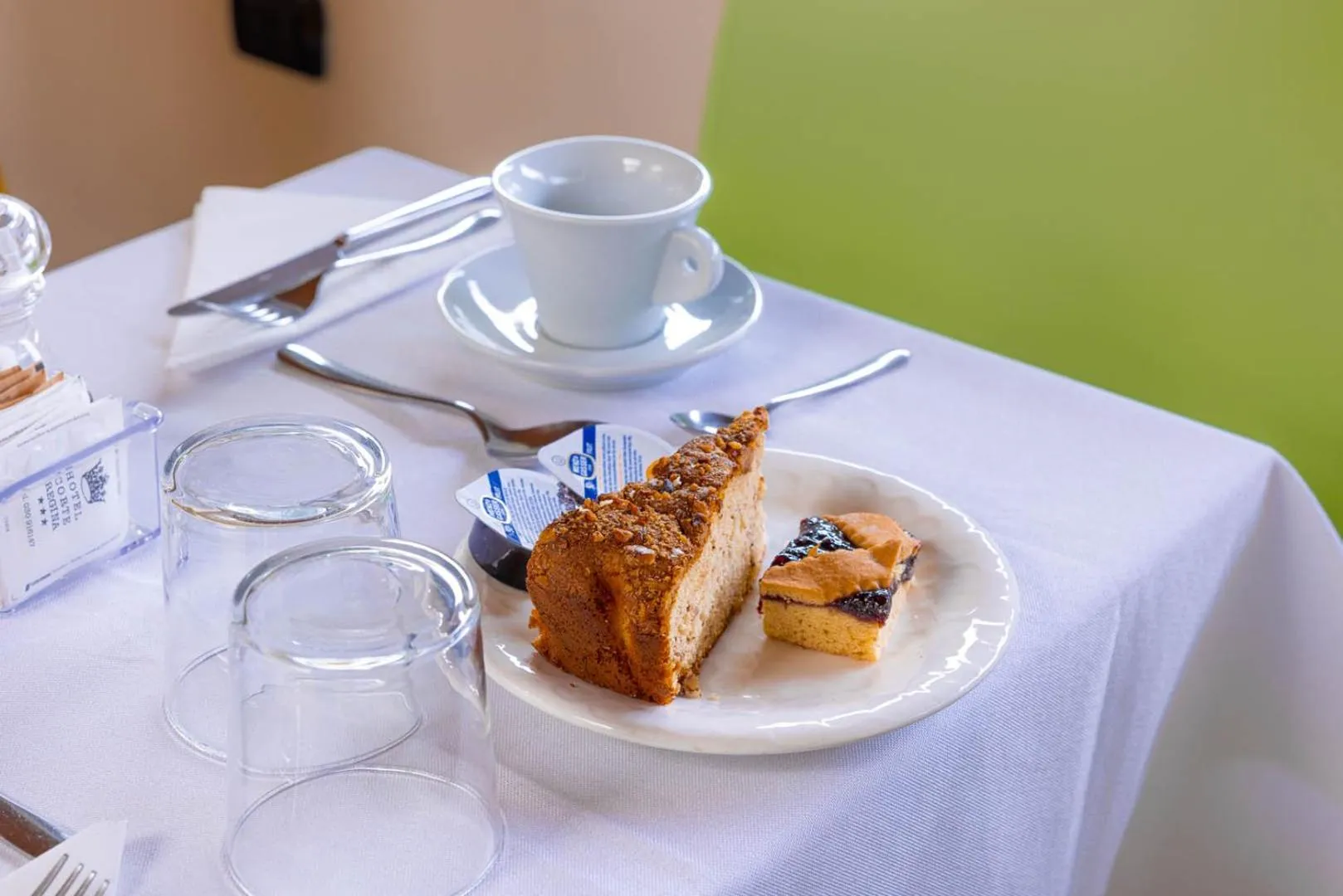 Breakfast in Hotel Mavino