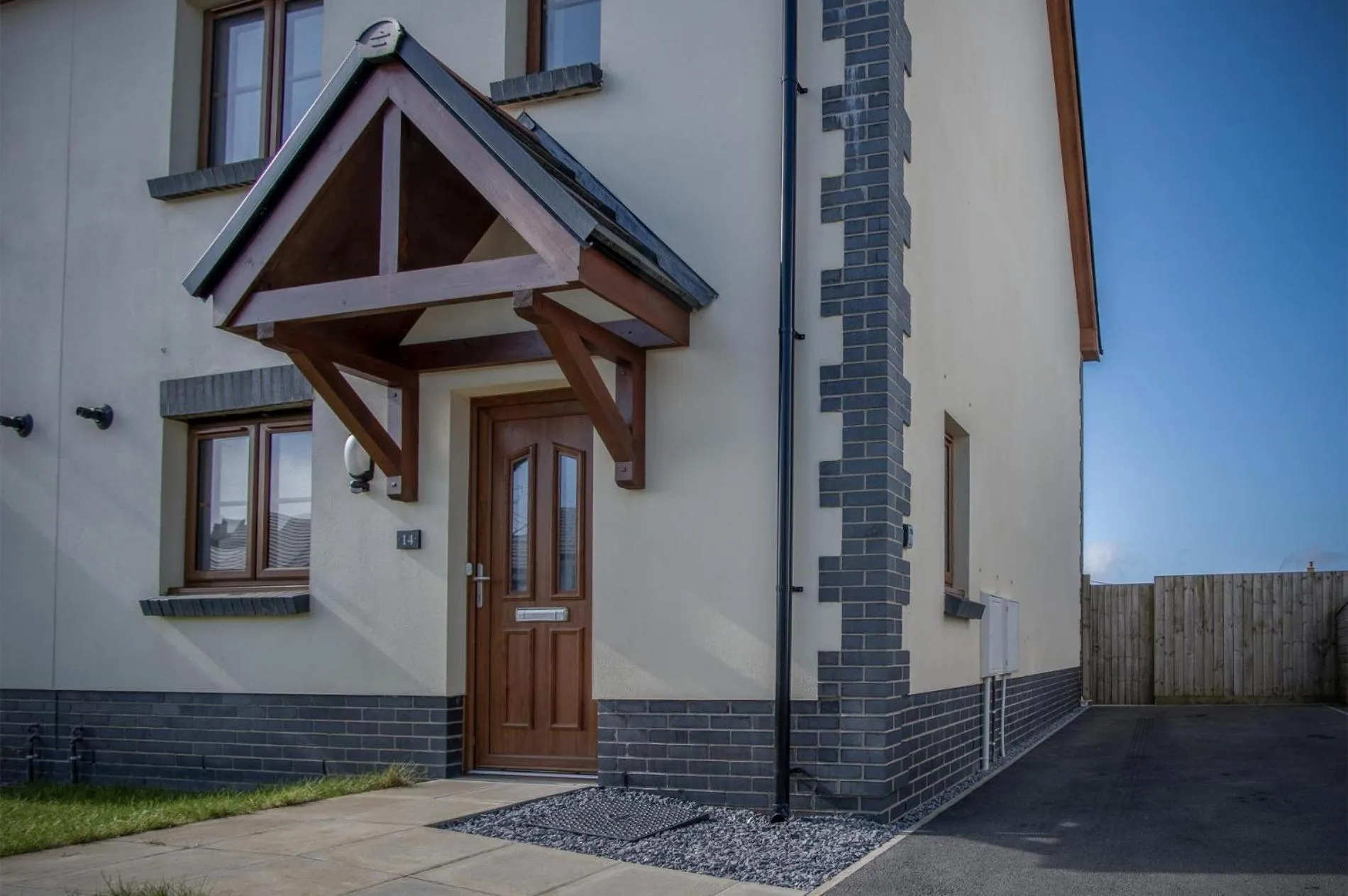 Floor plan in Johnnys Cove - 2 Bedroom Holiday Home - New Hedges