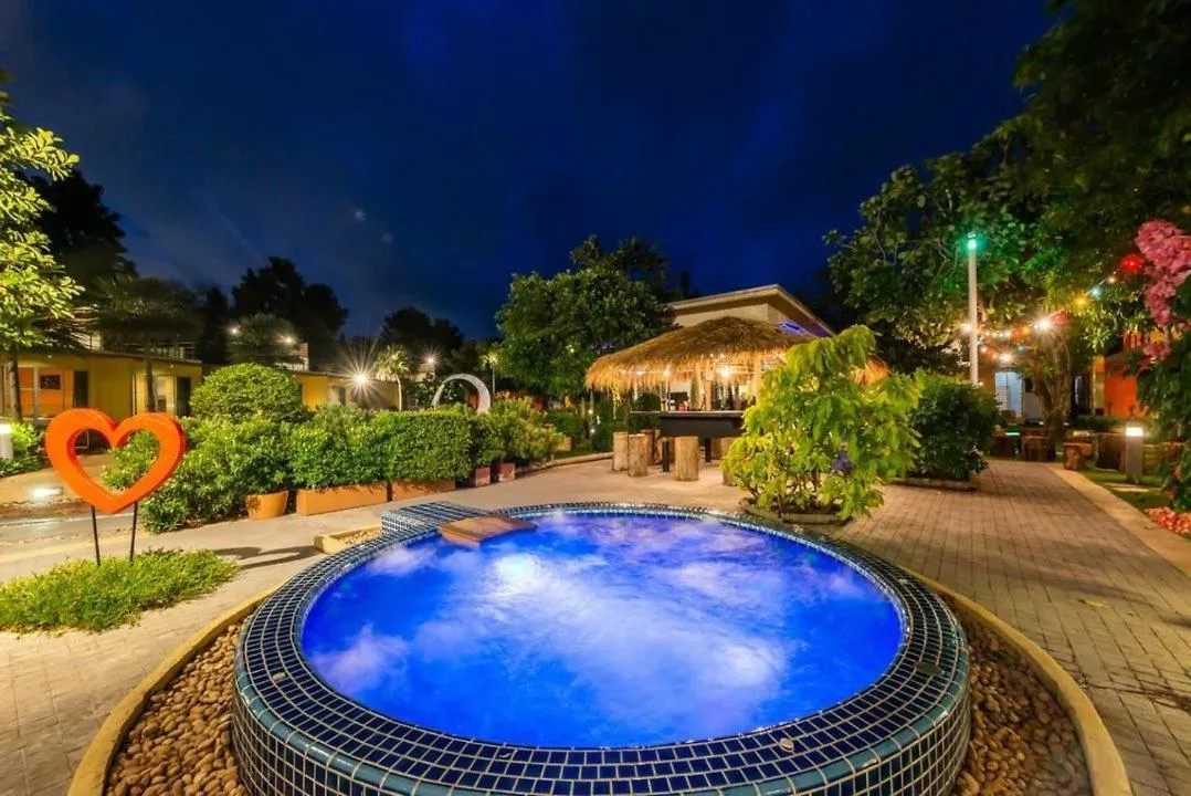 Swimming pool in BANGKOK.GRAND.RESORT