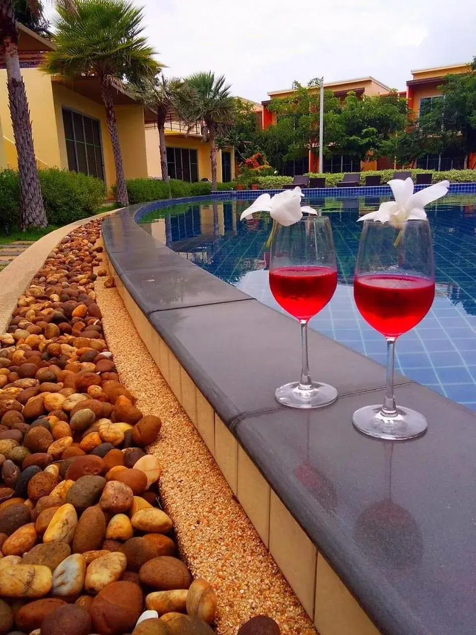 Food and drinks in BANGKOK.GRAND.RESORT Food and drinks in BANGKOK.GRAND.RESORT