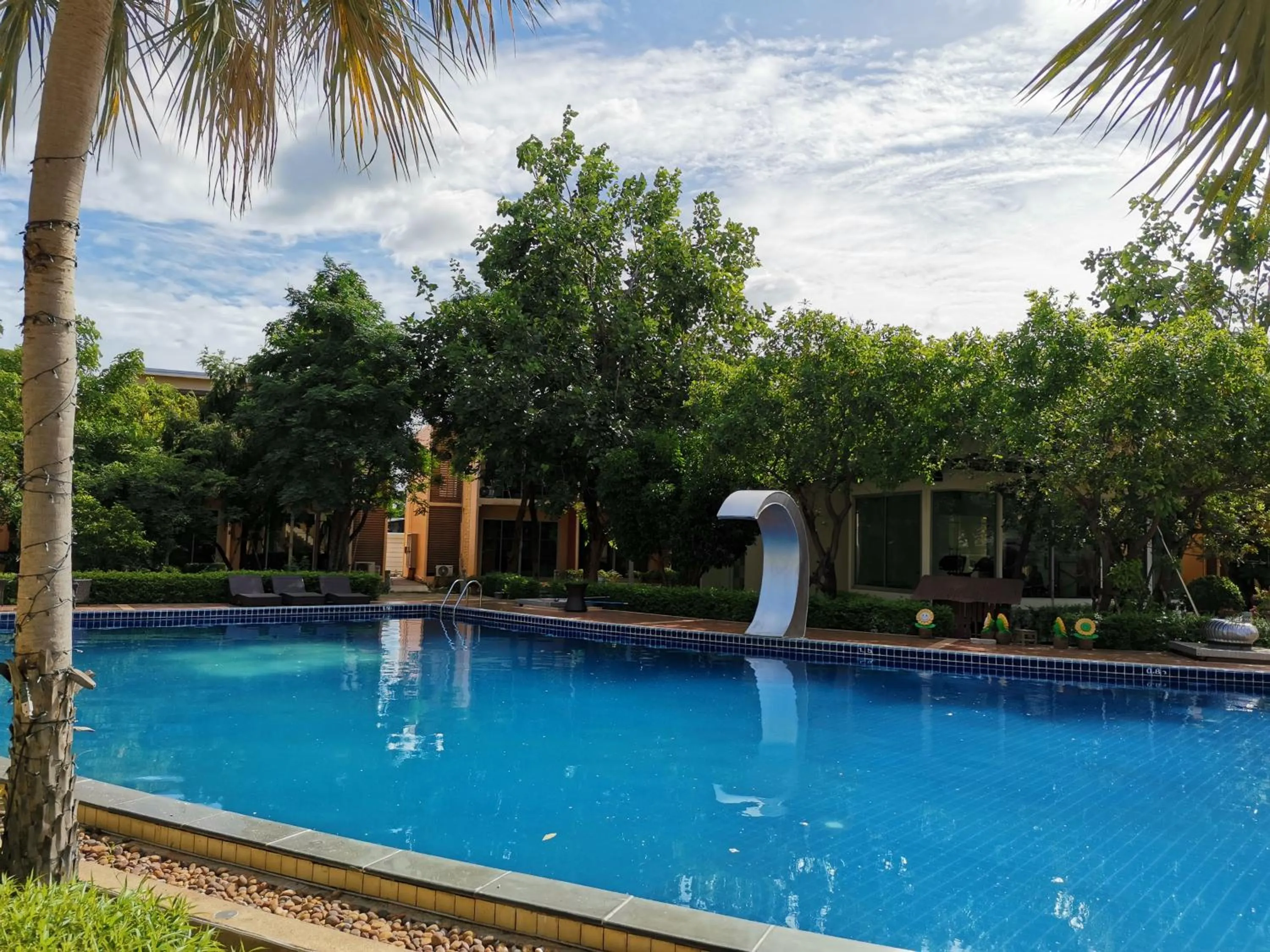 BANGKOK.GRAND.RESORT