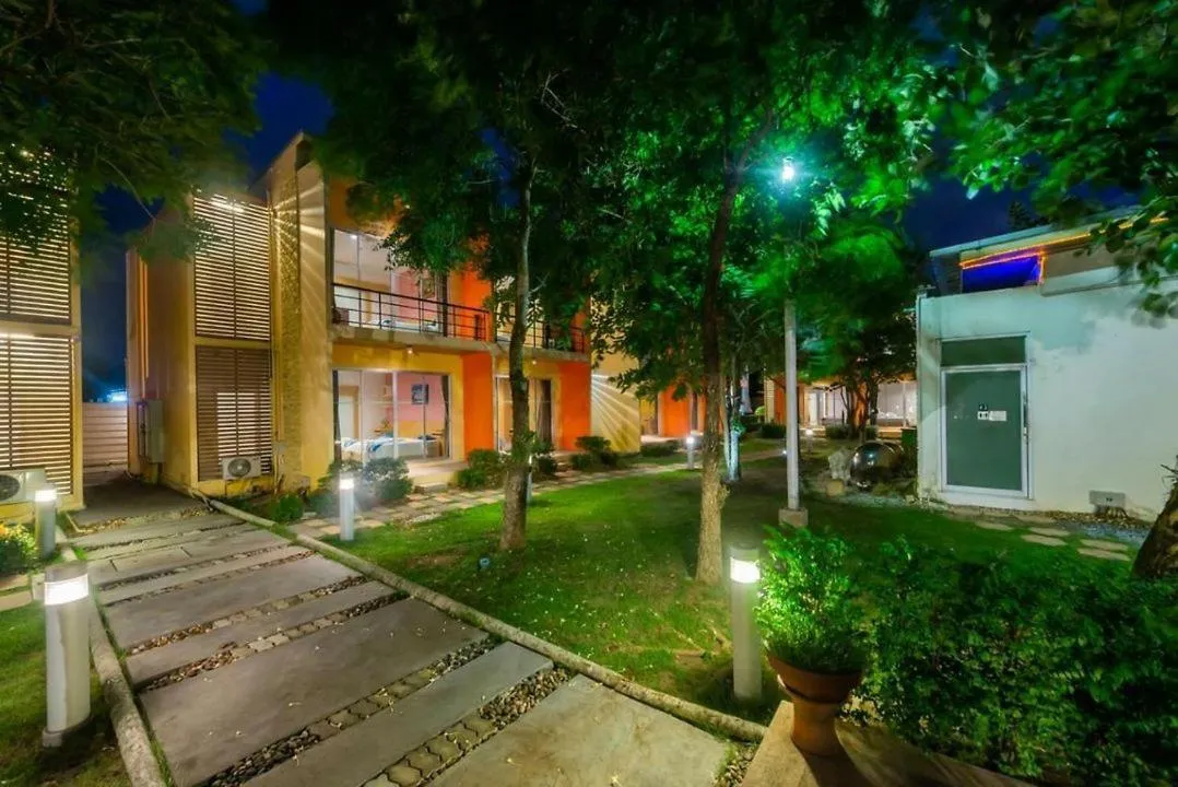 BANGKOK.GRAND.RESORT