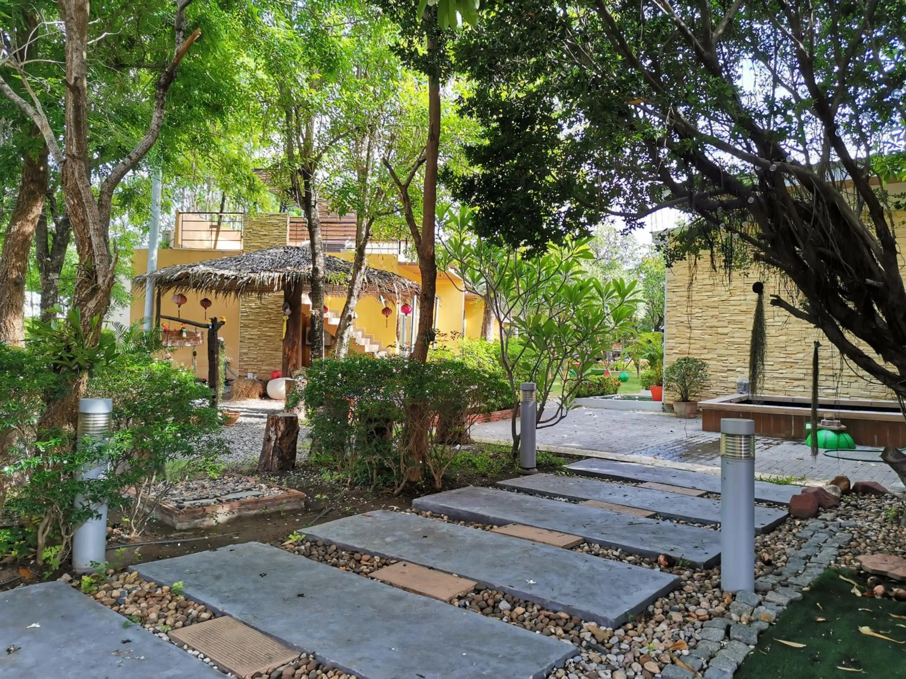 Property building in BANGKOK.GRAND.RESORT