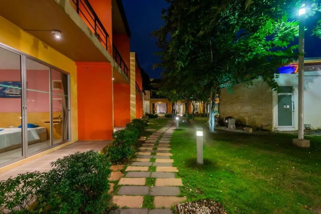 BANGKOK.GRAND.RESORT