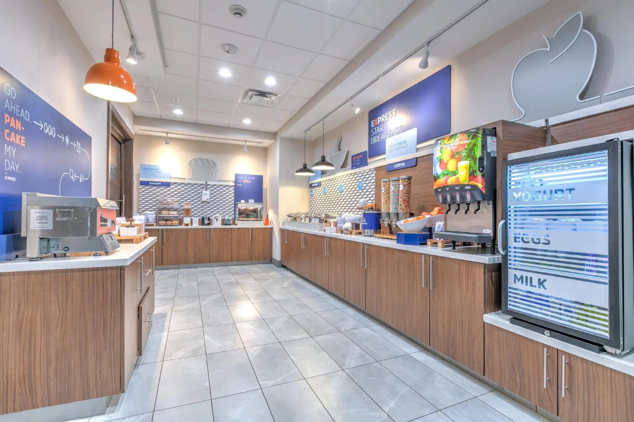 Breakfast in HOLIDAY INN EXPRESS & SUITES DALLAS PLANO NORTH by IHG