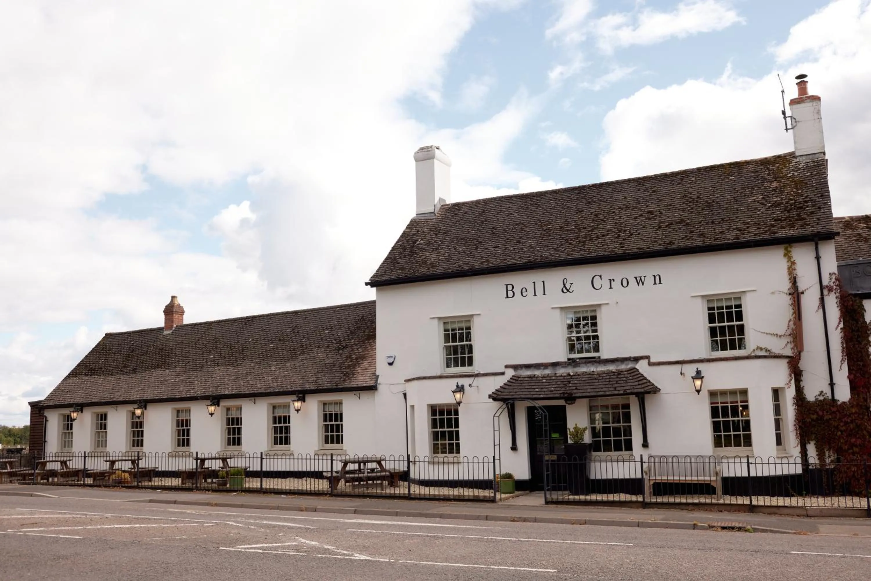 Property building in The Bell & Crown