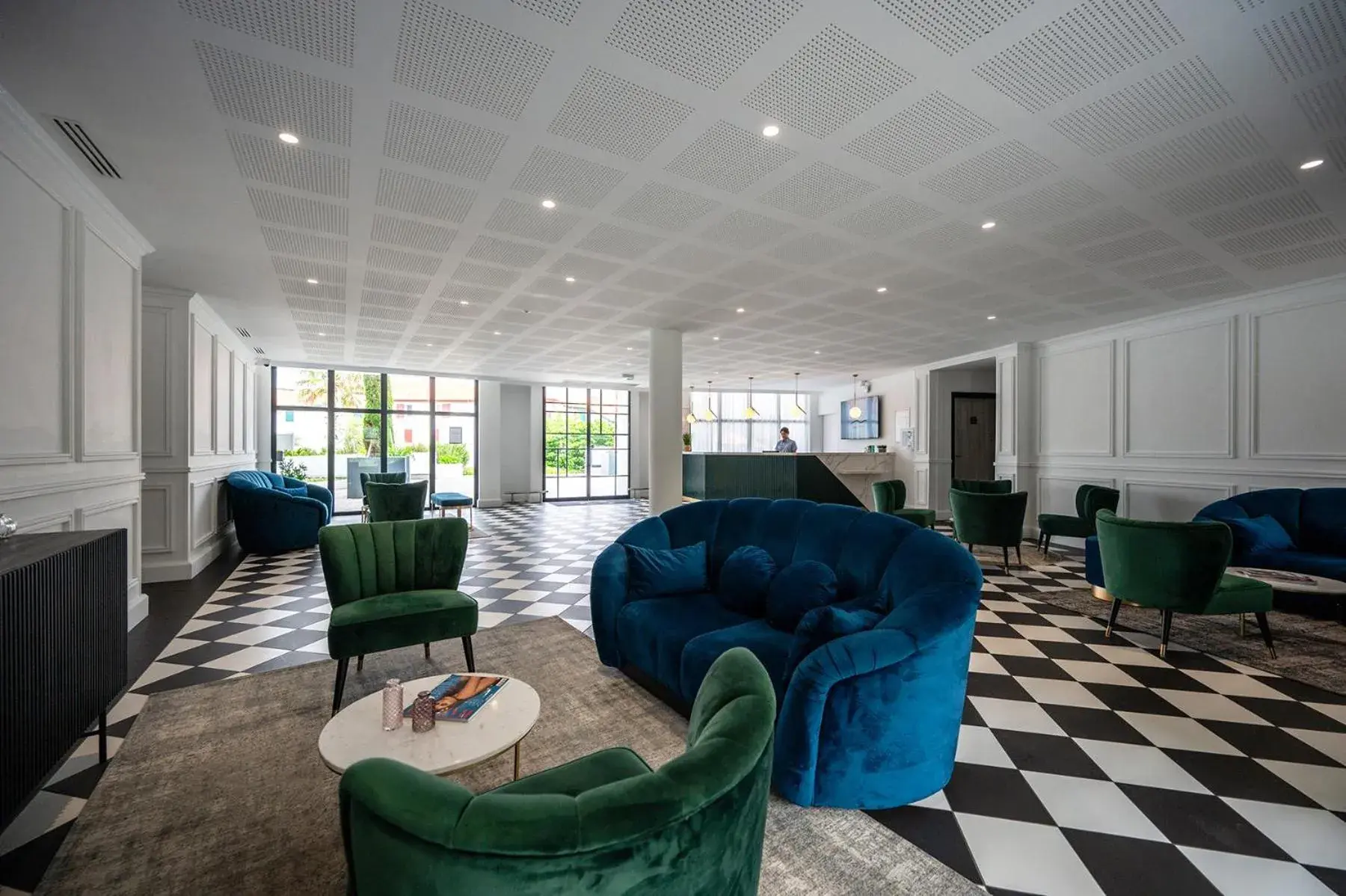 Lobby or reception in Nemea Appart Hotel Les Hauts de Milady Biarritz Lobby or reception in Nemea Appart Hotel Les Hauts de Milady Biarritz