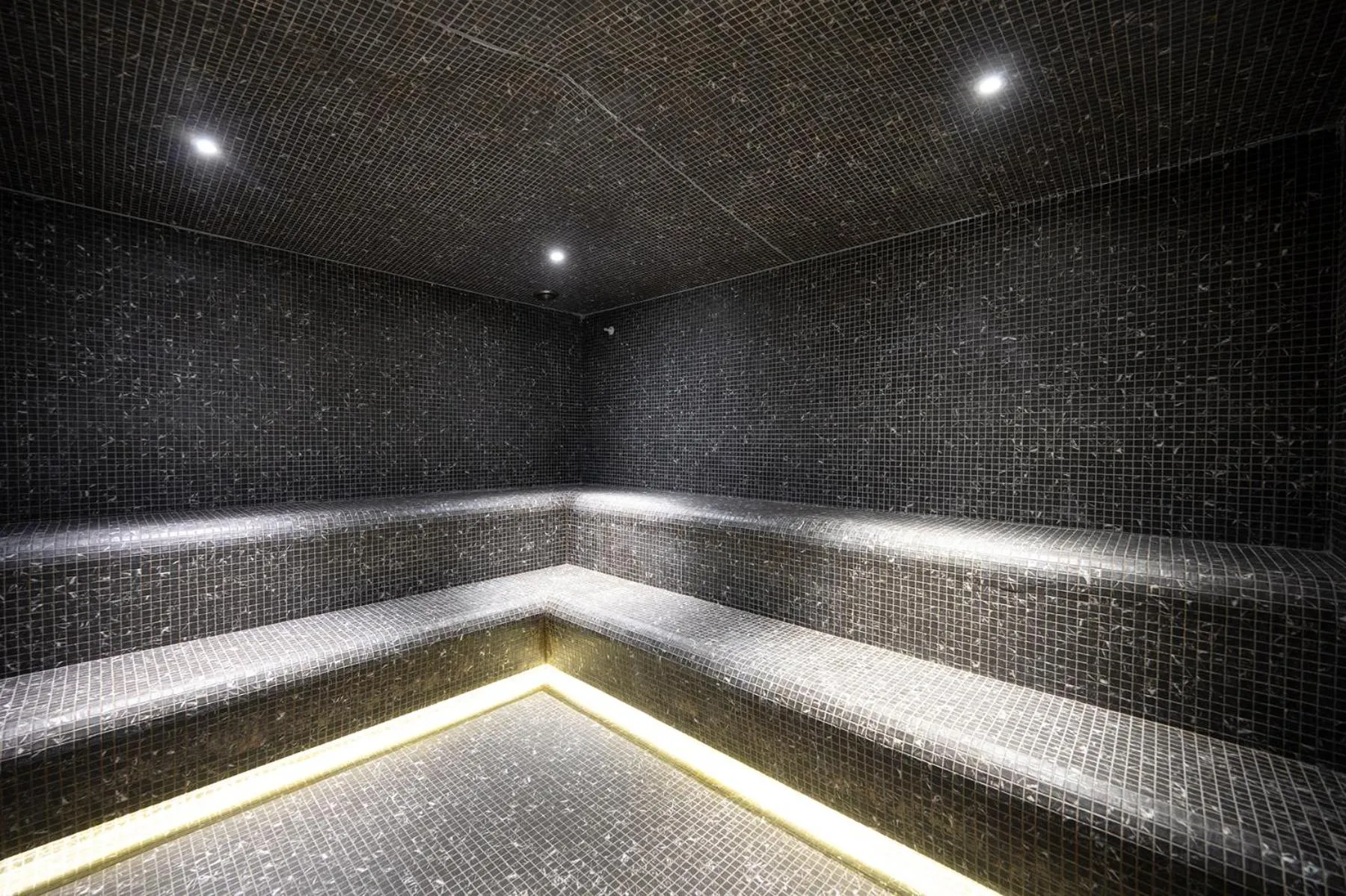 Steam room in Nemea Appart Hotel Les Hauts de Milady Biarritz