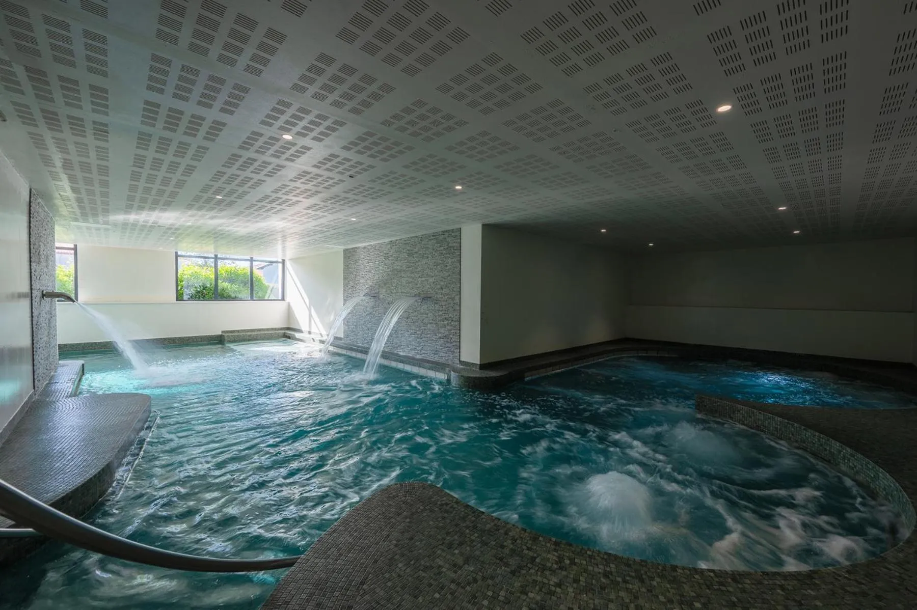 Swimming pool in Nemea Appart Hotel Les Hauts de Milady Biarritz