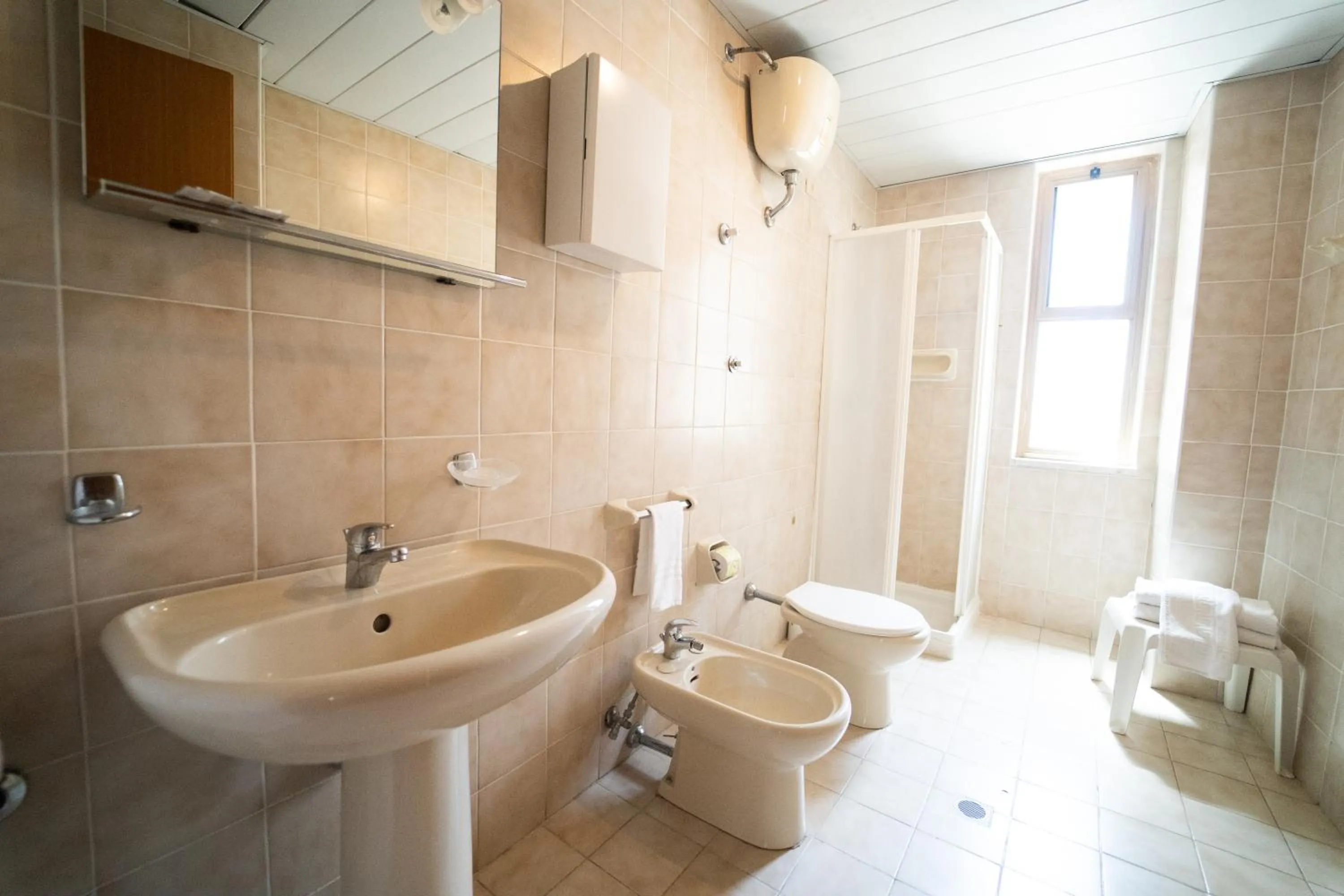 Bathroom in Hotel San Pietro