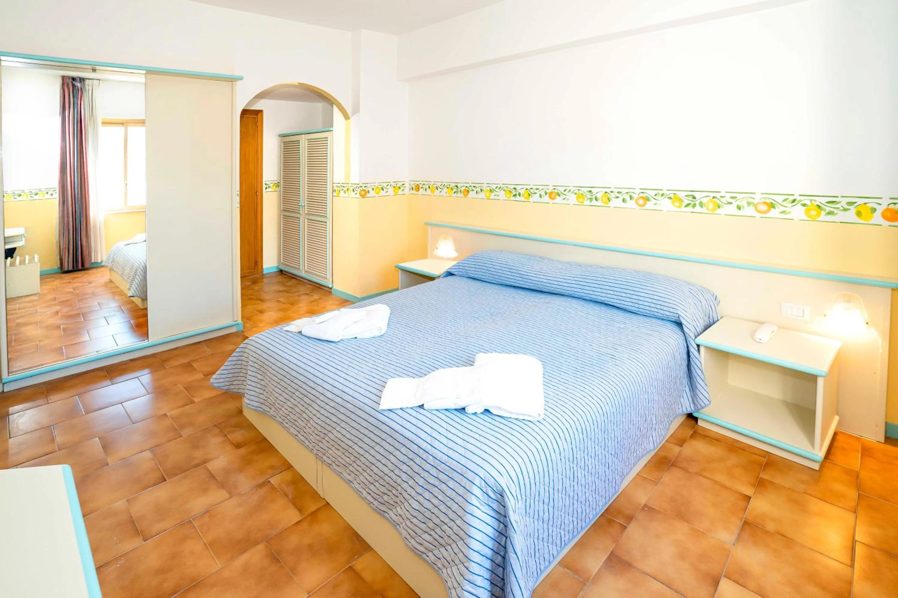 Bedroom in Hotel San Pietro