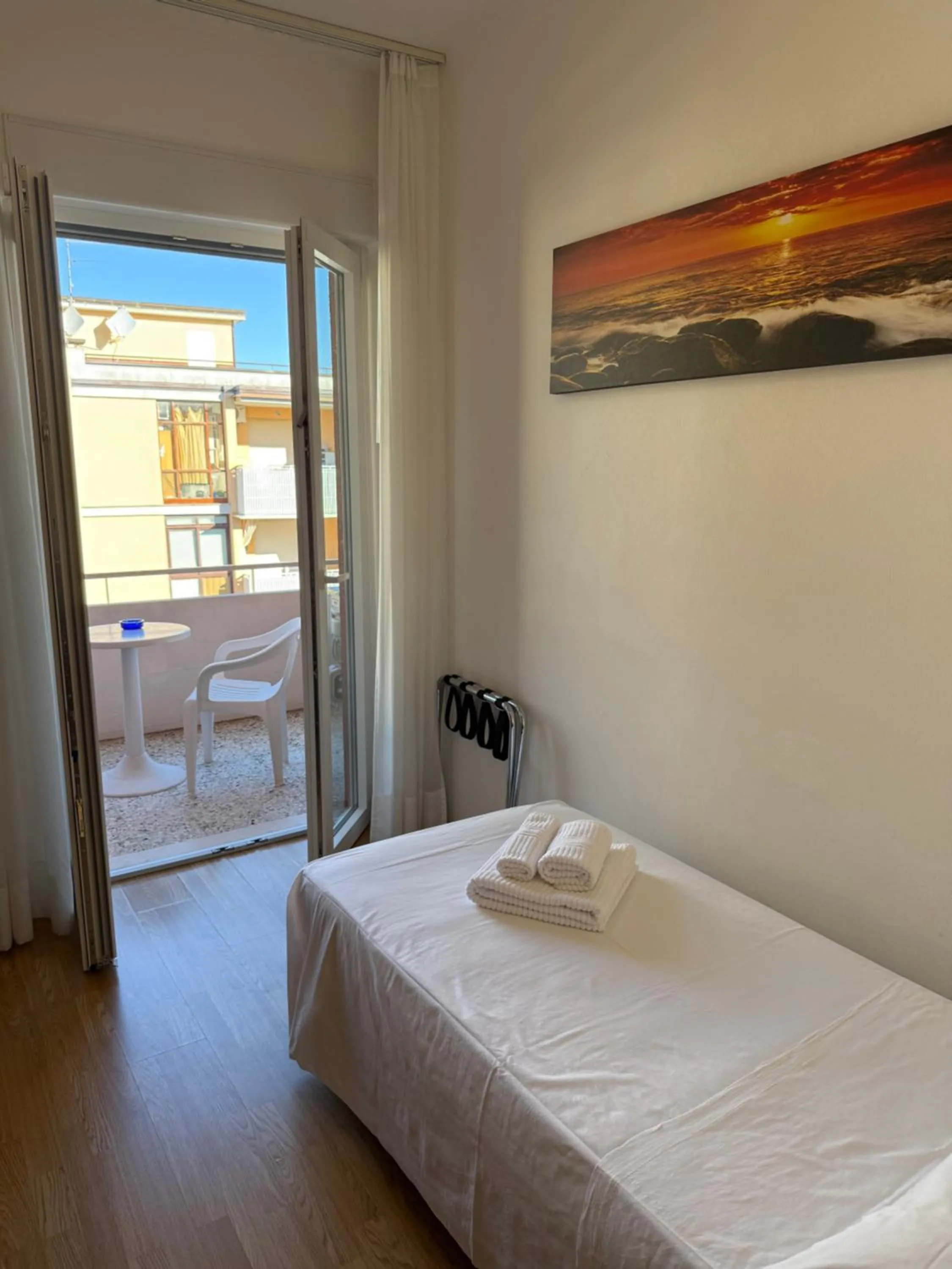 Bedroom, Bed in Hotel Helvetia