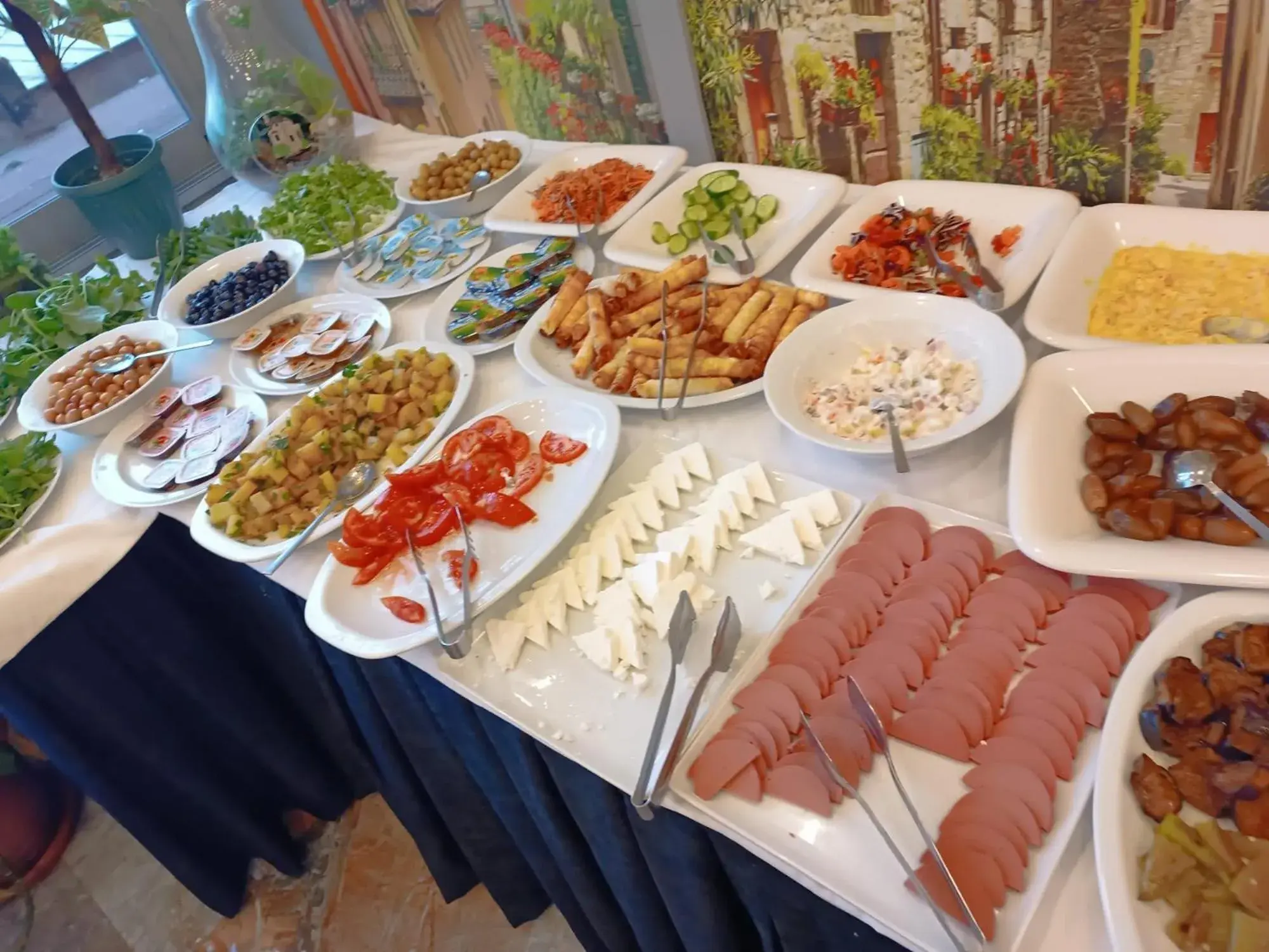 Restaurant/places to eat in Bona Sera Hotel Restaurant/places to eat in Bona Sera Hotel