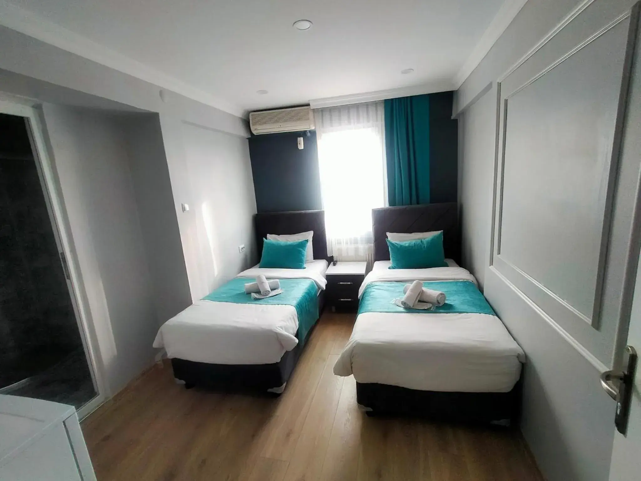 Deluxe Twin Room in Bona Sera Hotel Deluxe Twin Room in Bona Sera Hotel