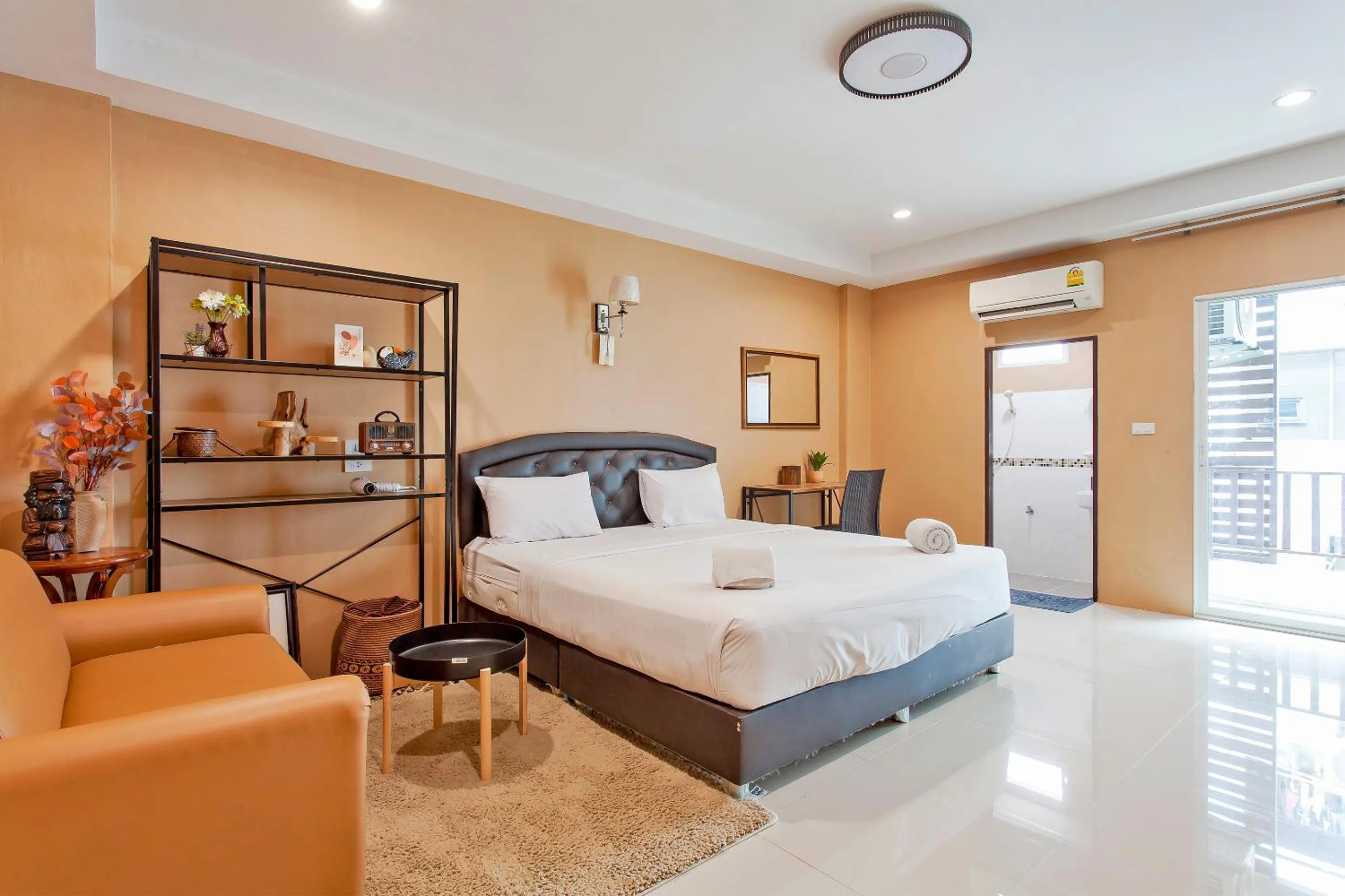 Cozzi by Grand Airport Resort