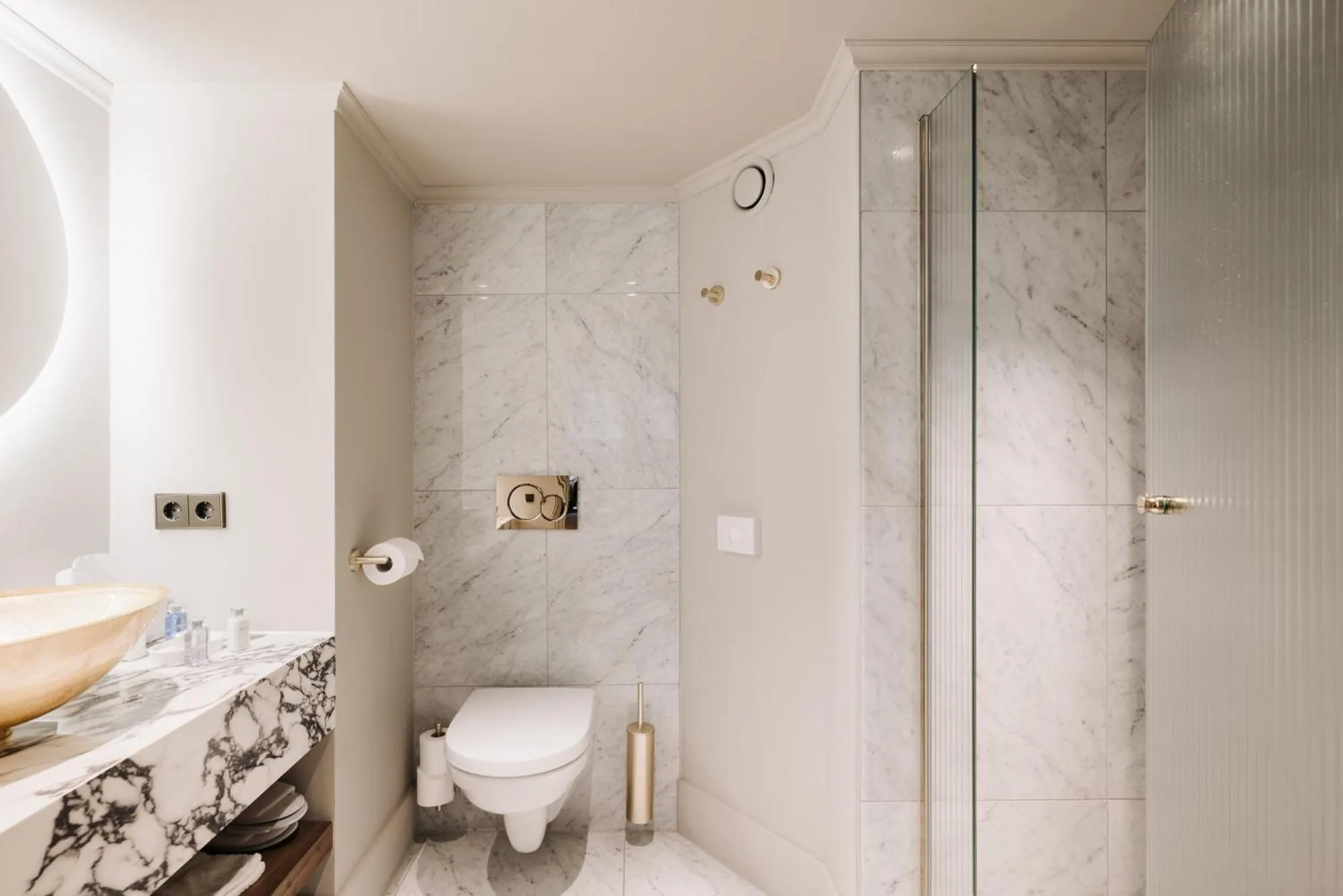 Bathroom in Hotel 717