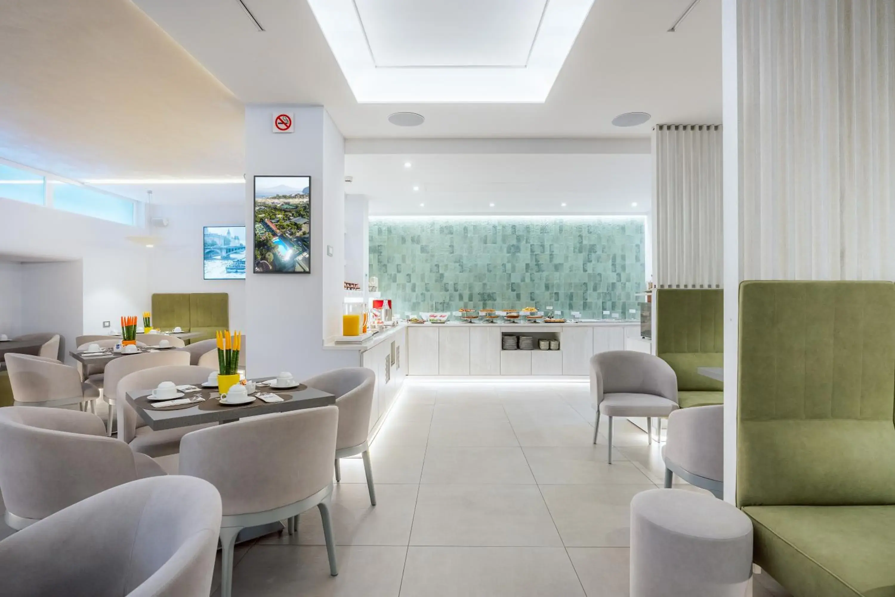 Restaurant/places to eat in Hotel Gardenia Sorrento, Ascend Hotel Collection Restaurant/places to eat in Hotel Gardenia Sorrento, Ascend Hotel Collection