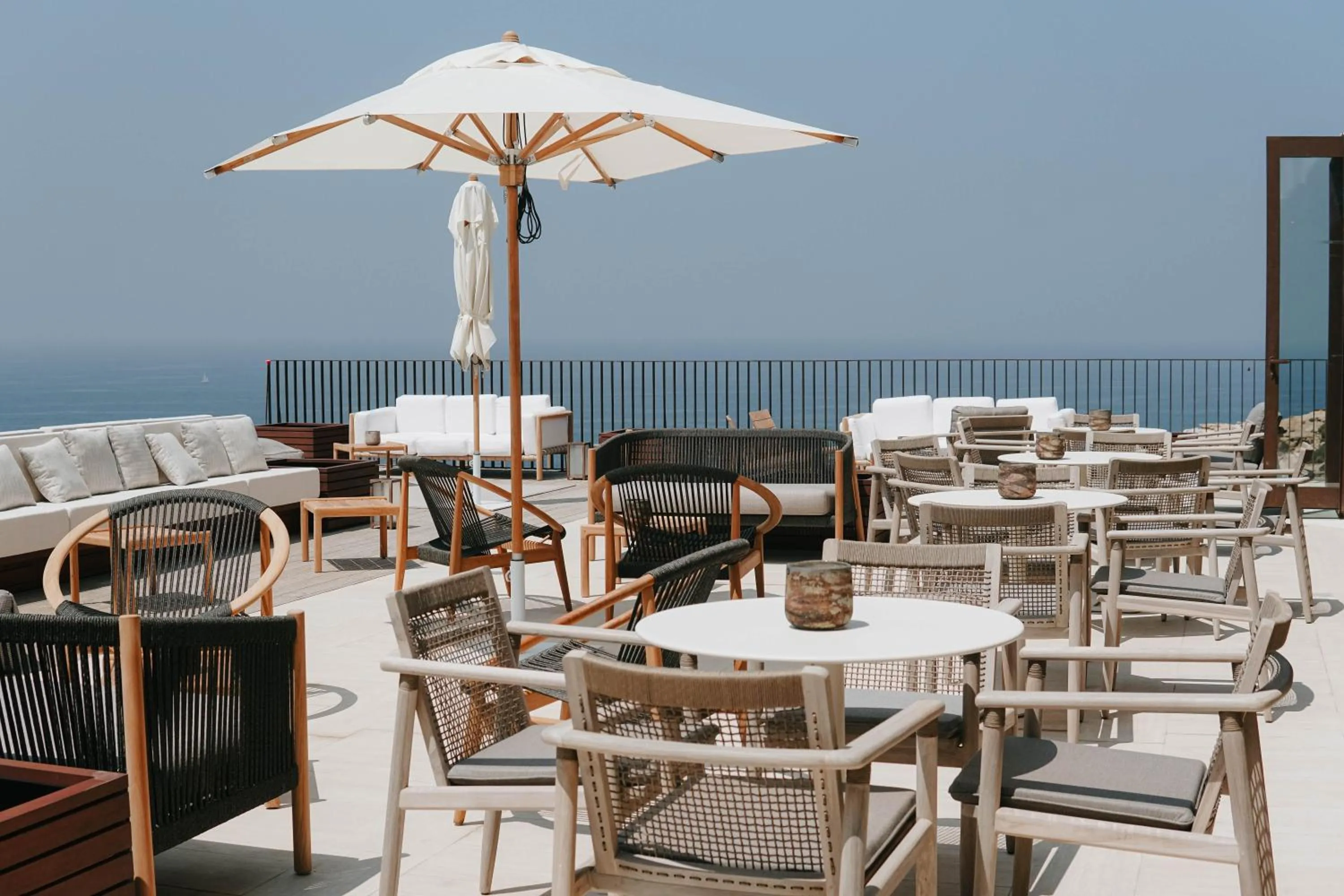 Restaurant/places to eat in Aethos Ericeira