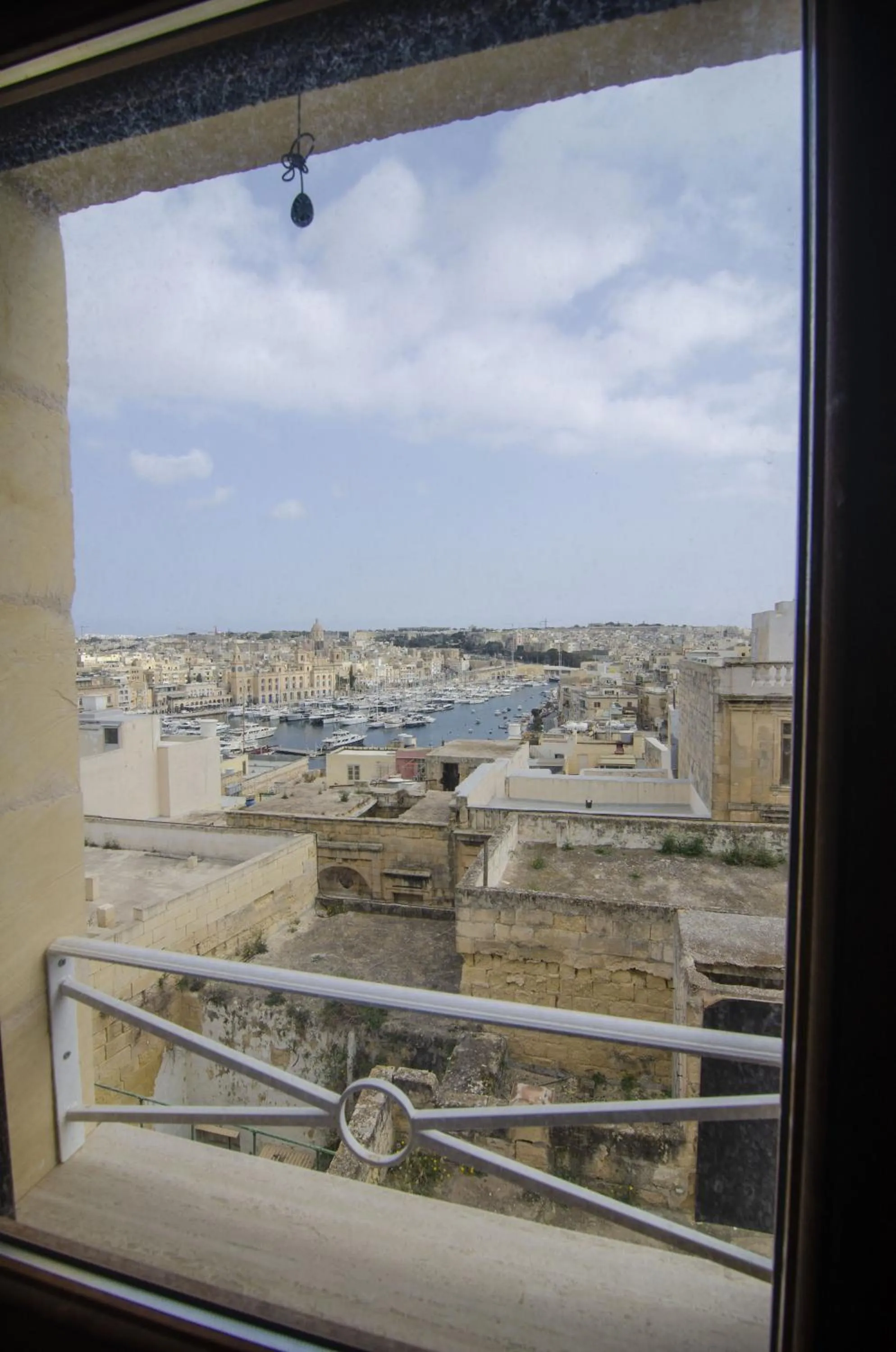 City view in Senglea Suites