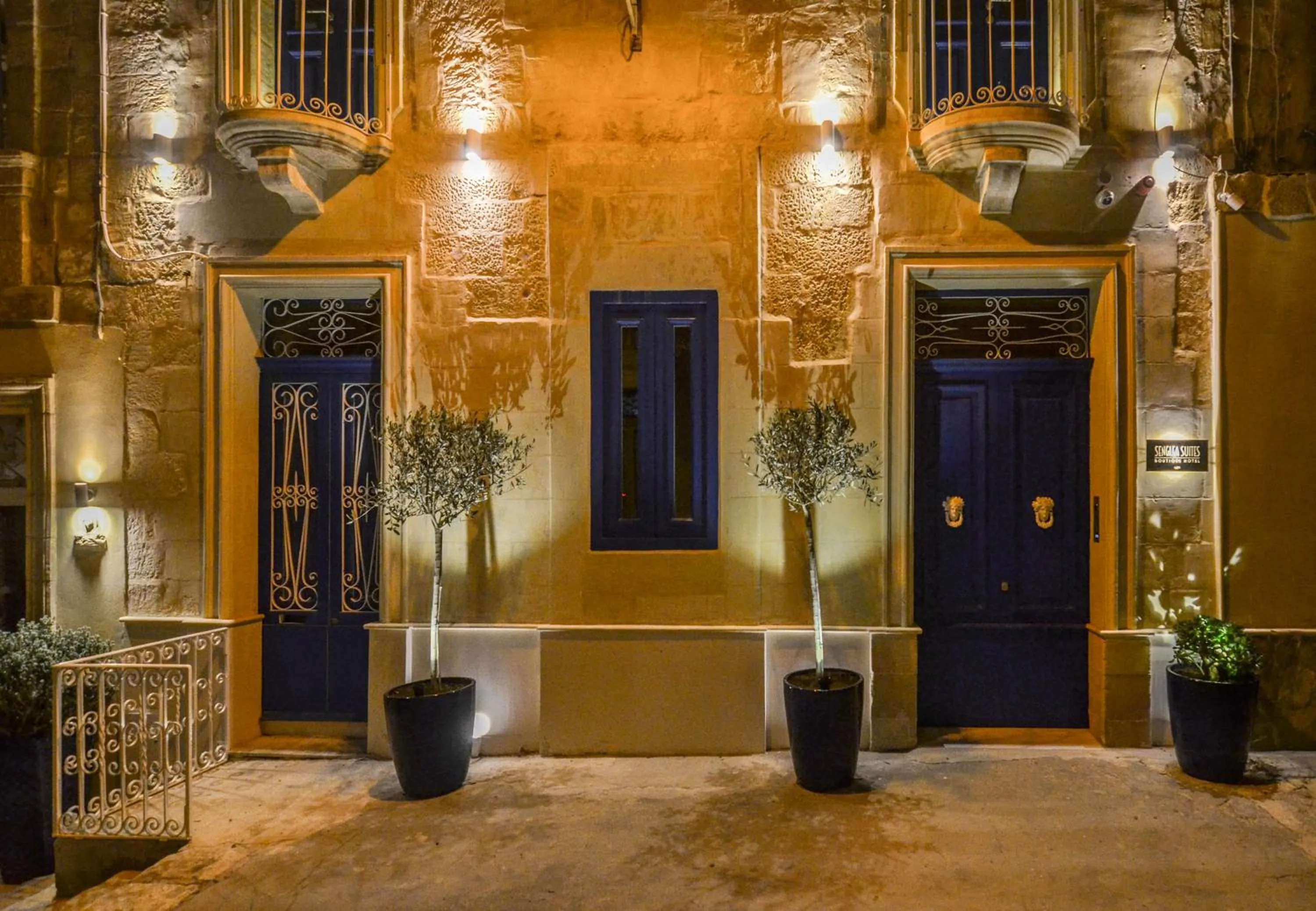 Facade/entrance in Senglea Suites