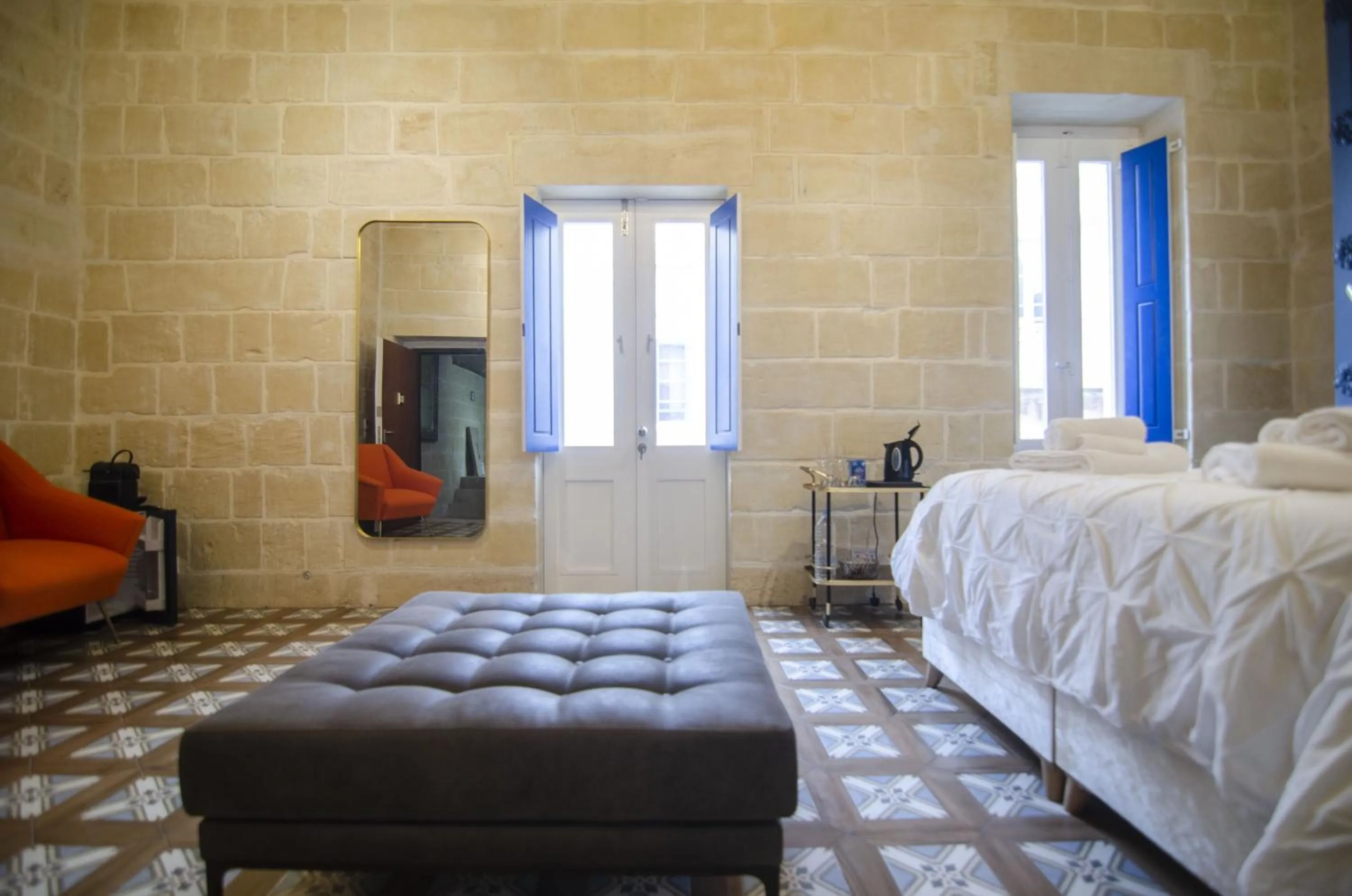 Bed in Senglea Suites