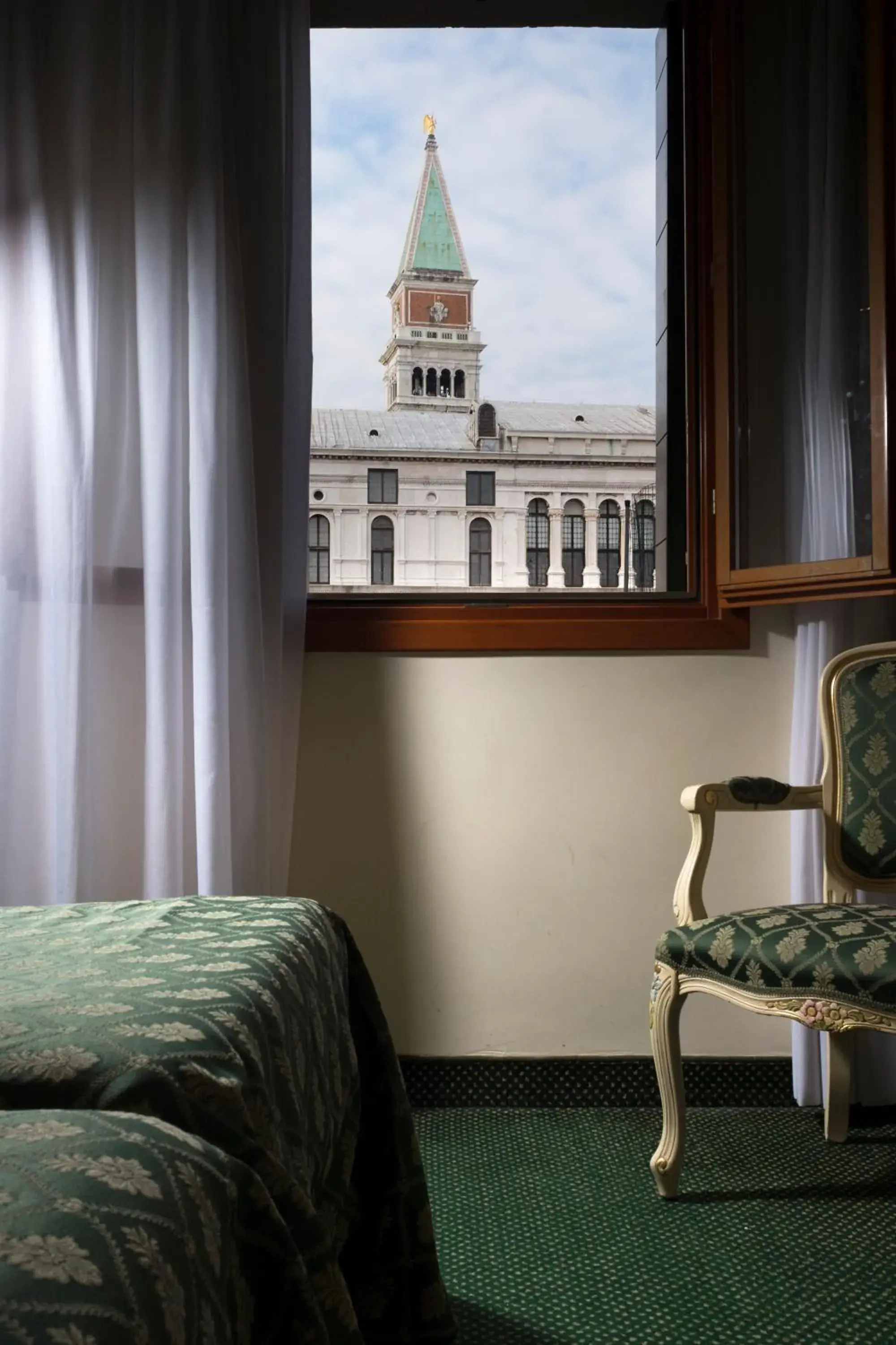 Decorative detail, Bed in Hotel Commercio & Pellegrino Decorative detail, Bed in Hotel Commercio & Pellegrino
