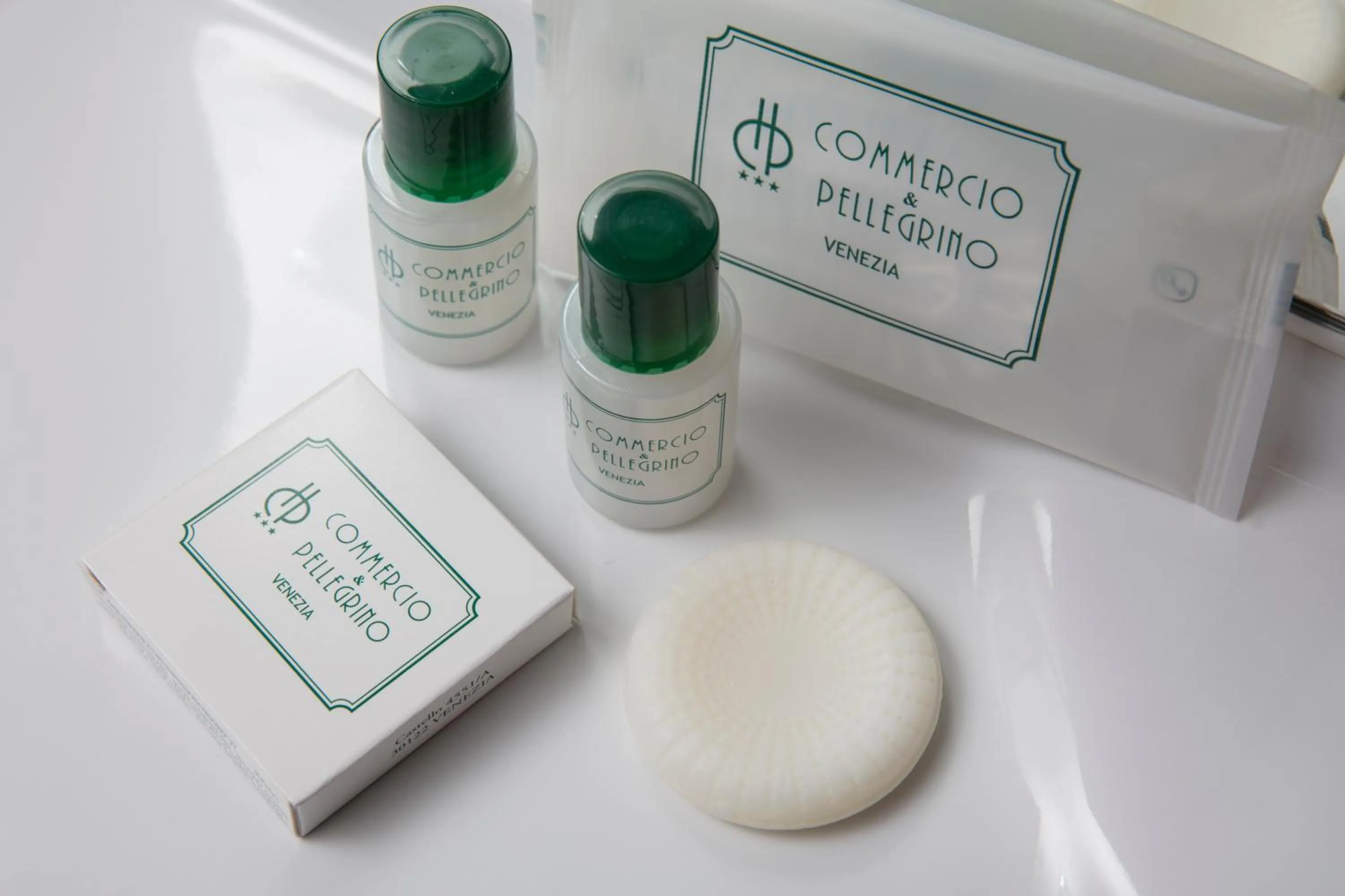 Bathroom in Hotel Commercio & Pellegrino