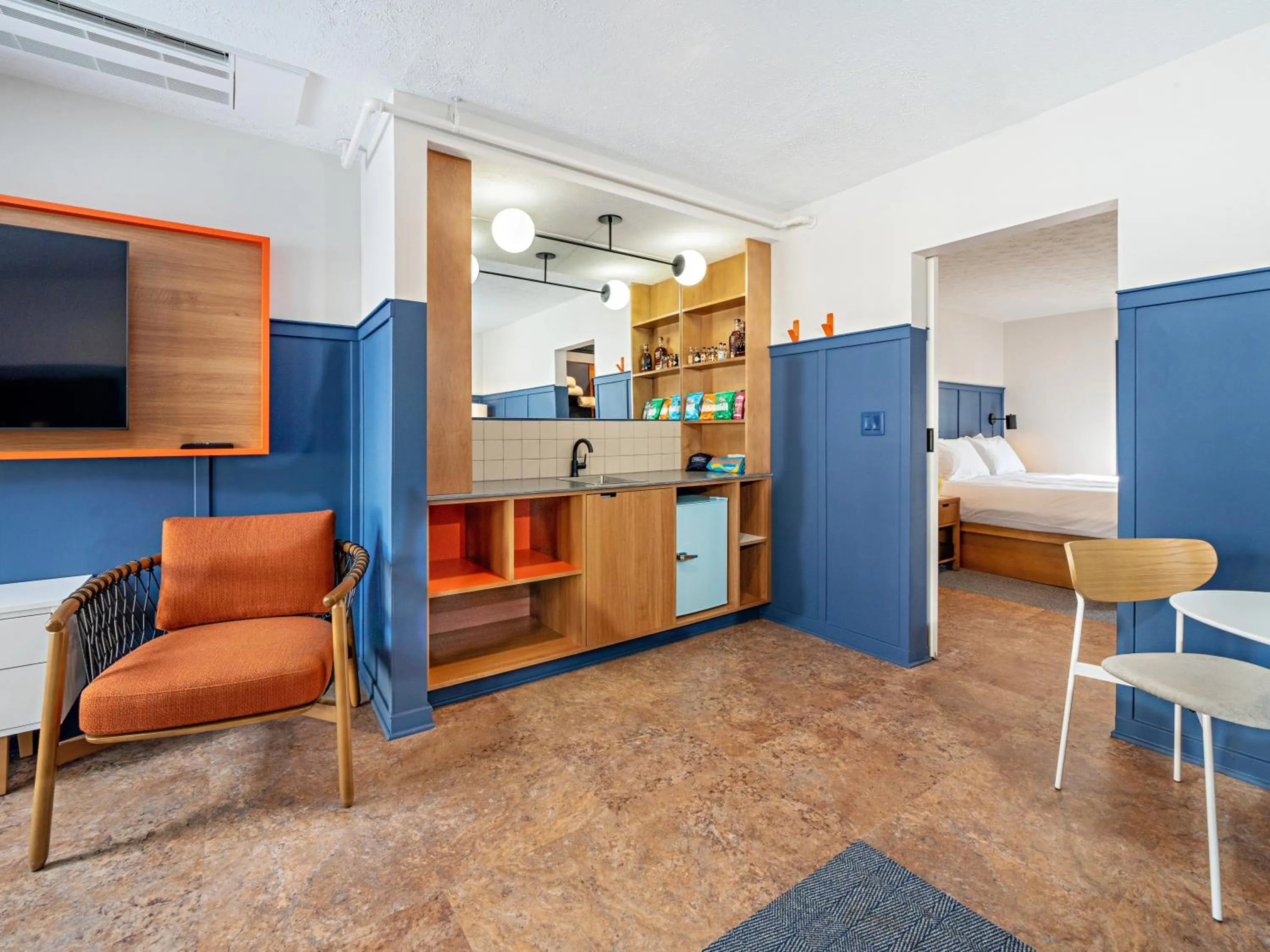 Living room in Bardstown Motor Lodge