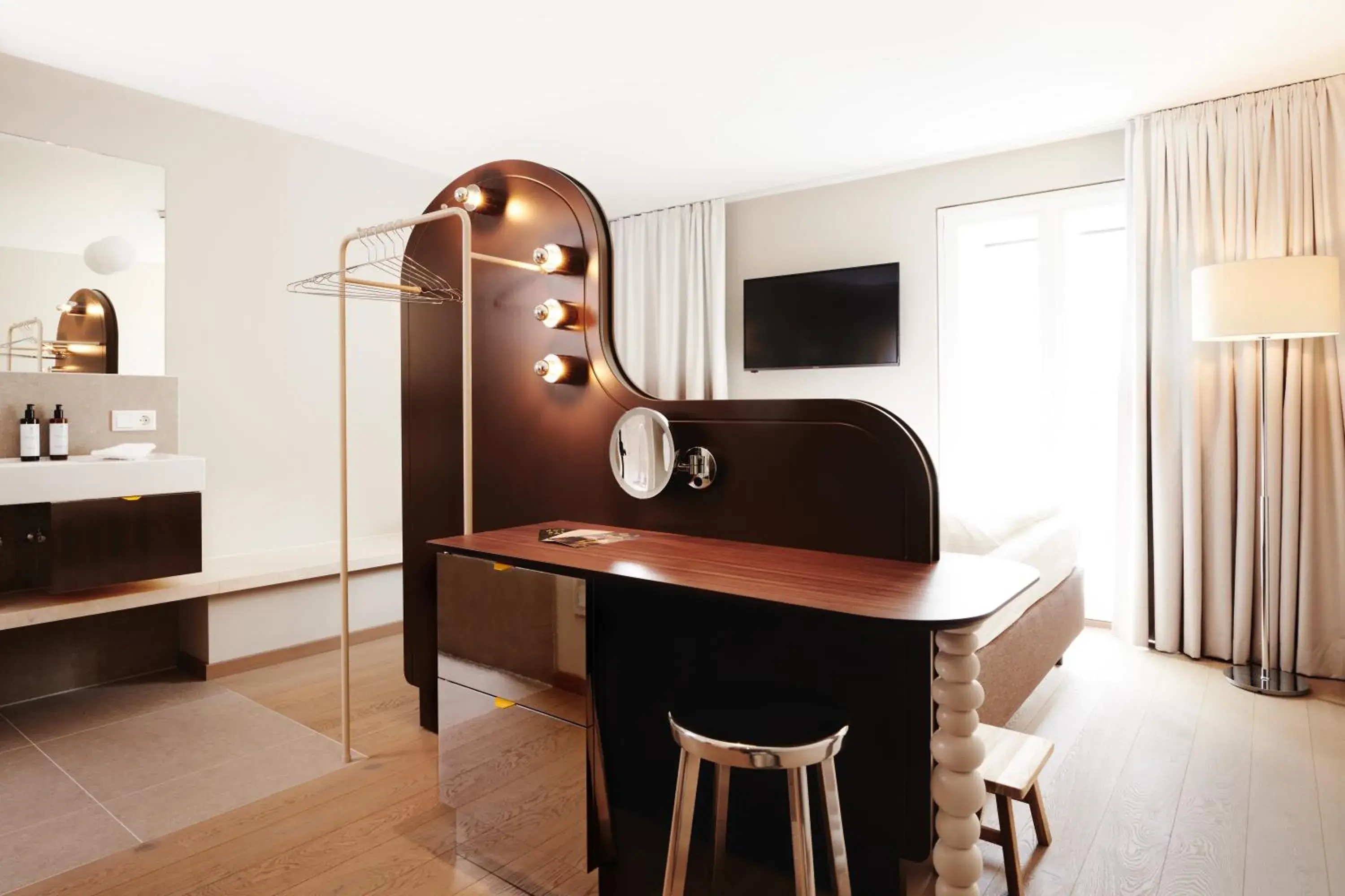 Home Base - with Street View (Standard Double Room) in Boutique Hotel das Salz Home Base - with Street View (Standard Double Room) in Boutique Hotel das Salz