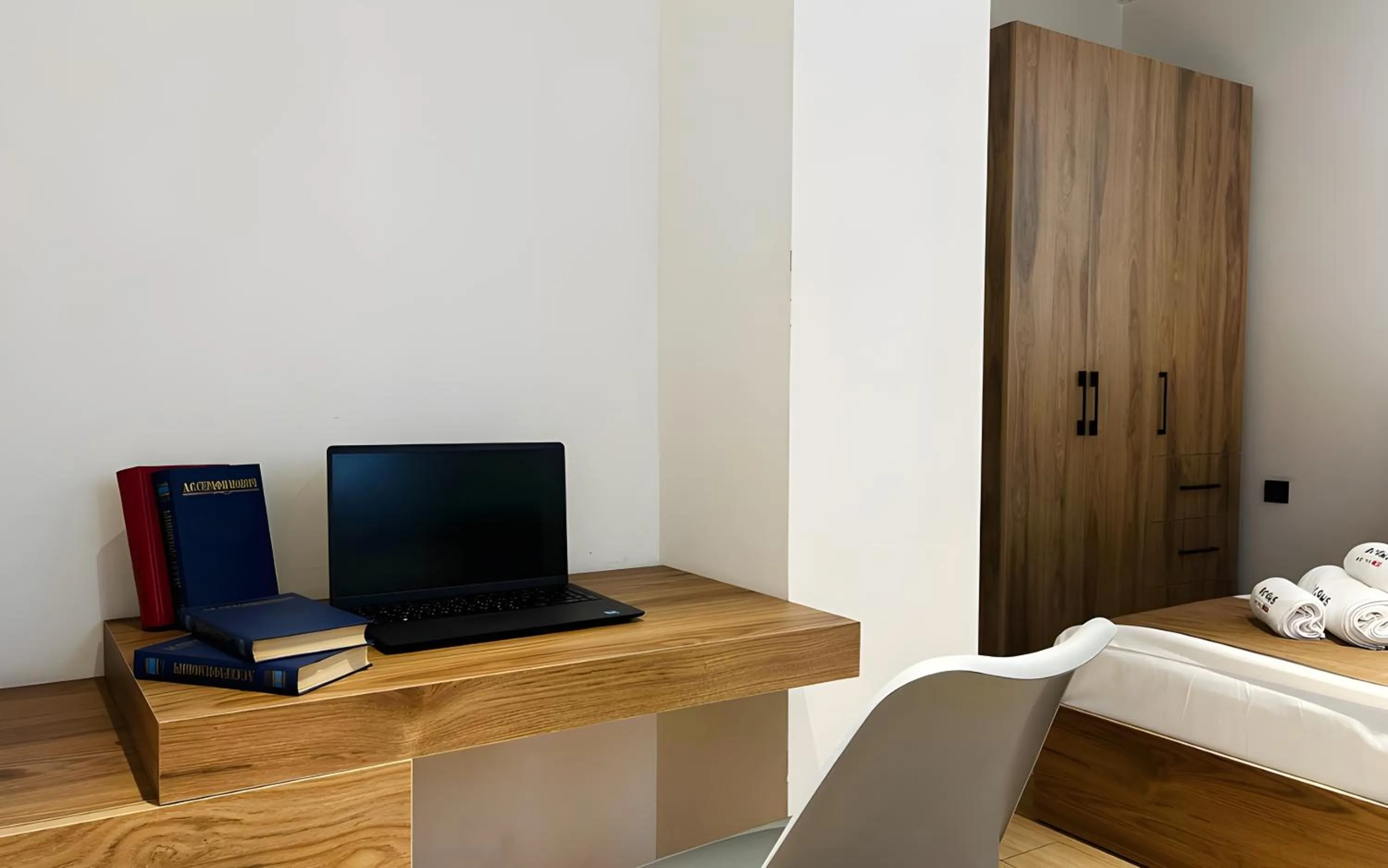 Bedroom, Bed in Rooms Apart Hotel by RED