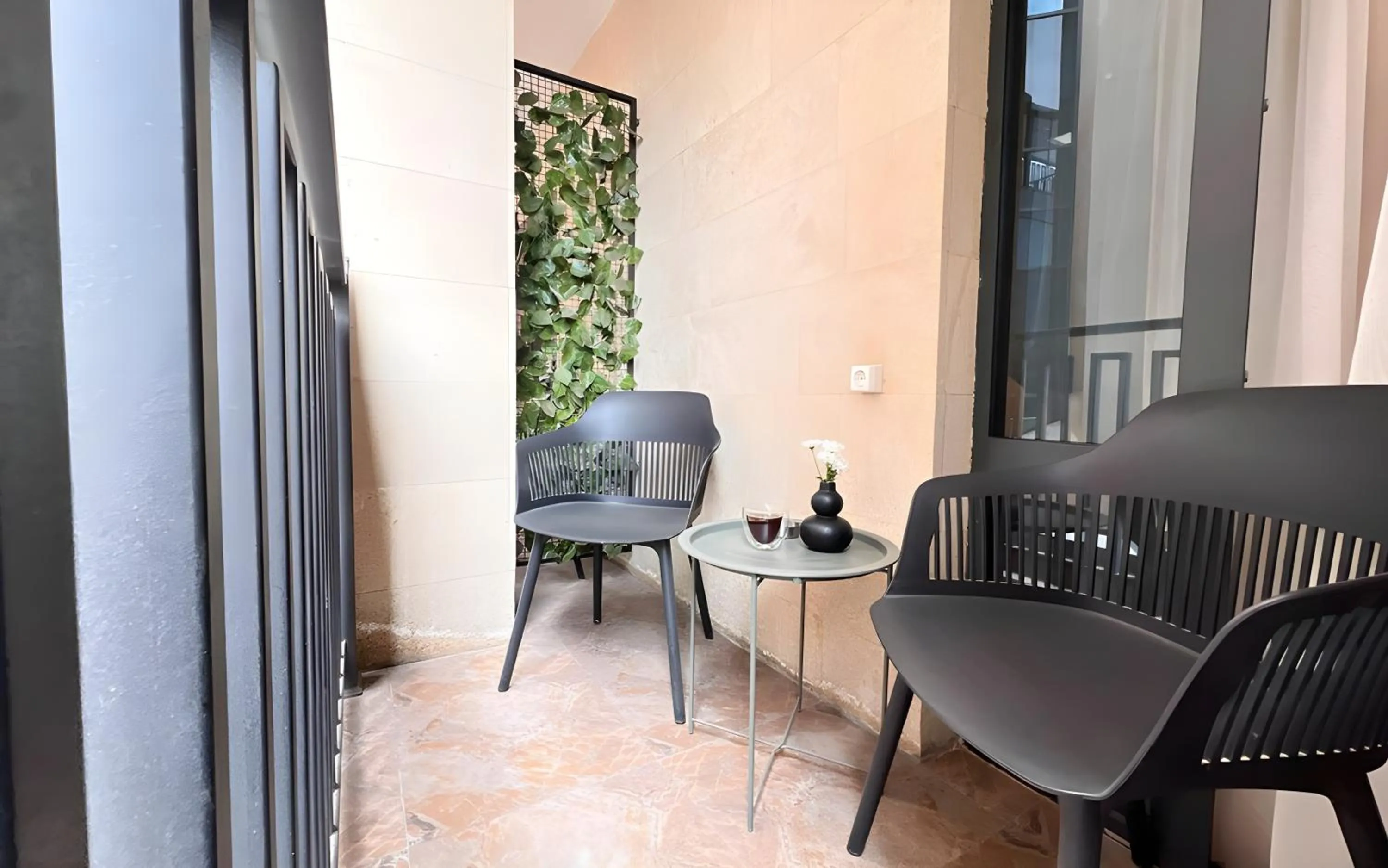 Balcony/Terrace in Rooms Apart Hotel by RED