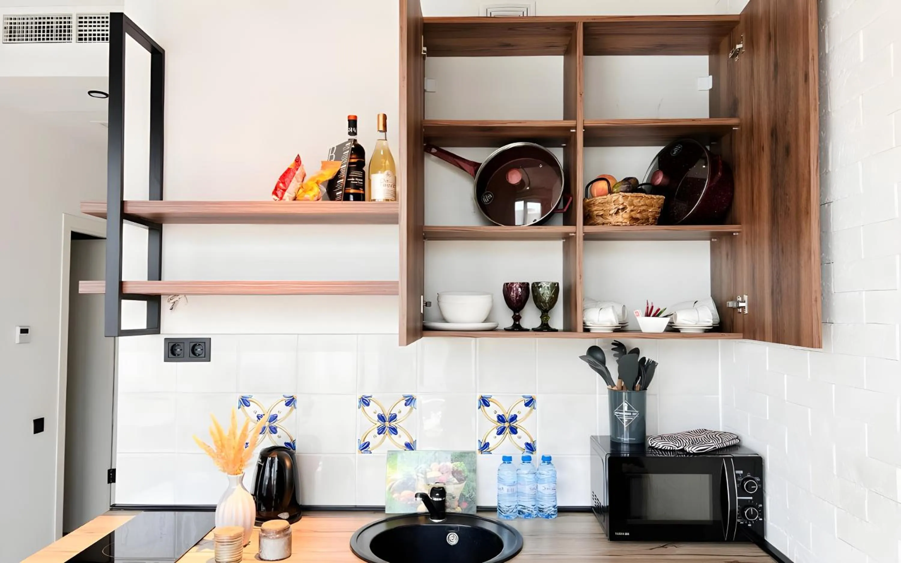 Kitchen or kitchenette in Rooms Apart Hotel by RED