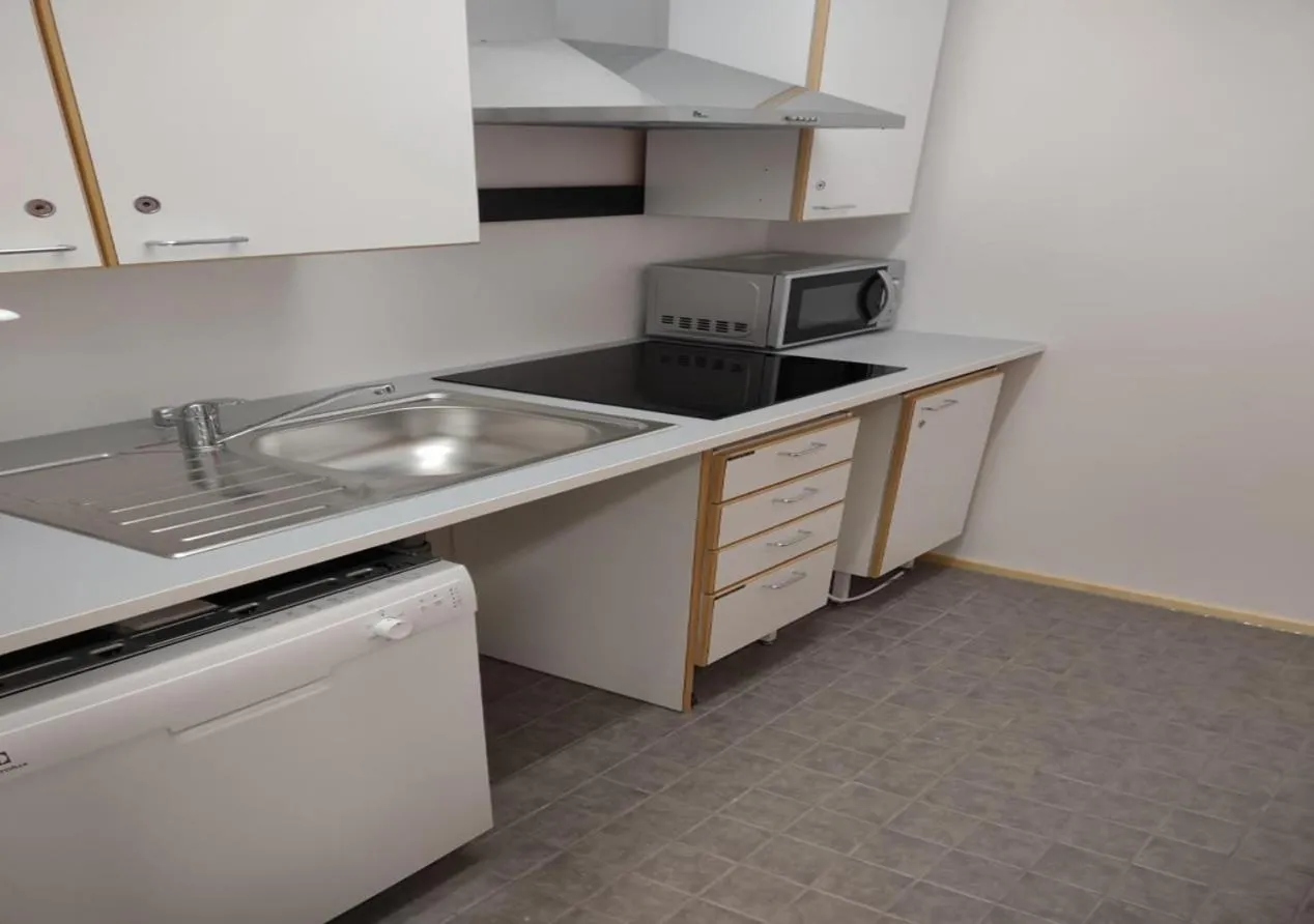 Communal kitchen in Hotel 24 - Karihaara - Kemi