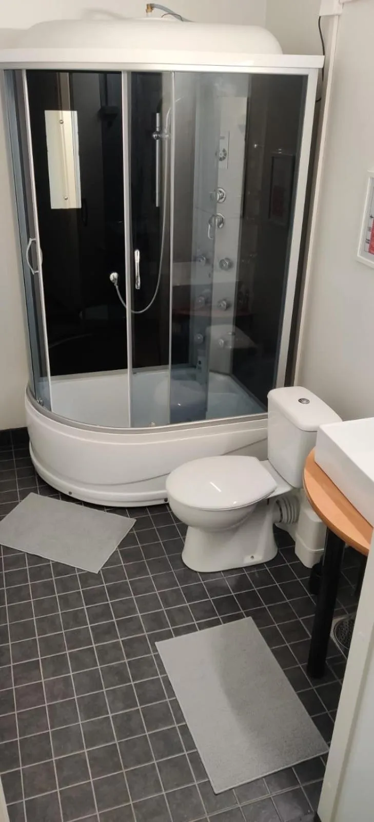 Bathroom in Hotel 24 - Karihaara - Kemi