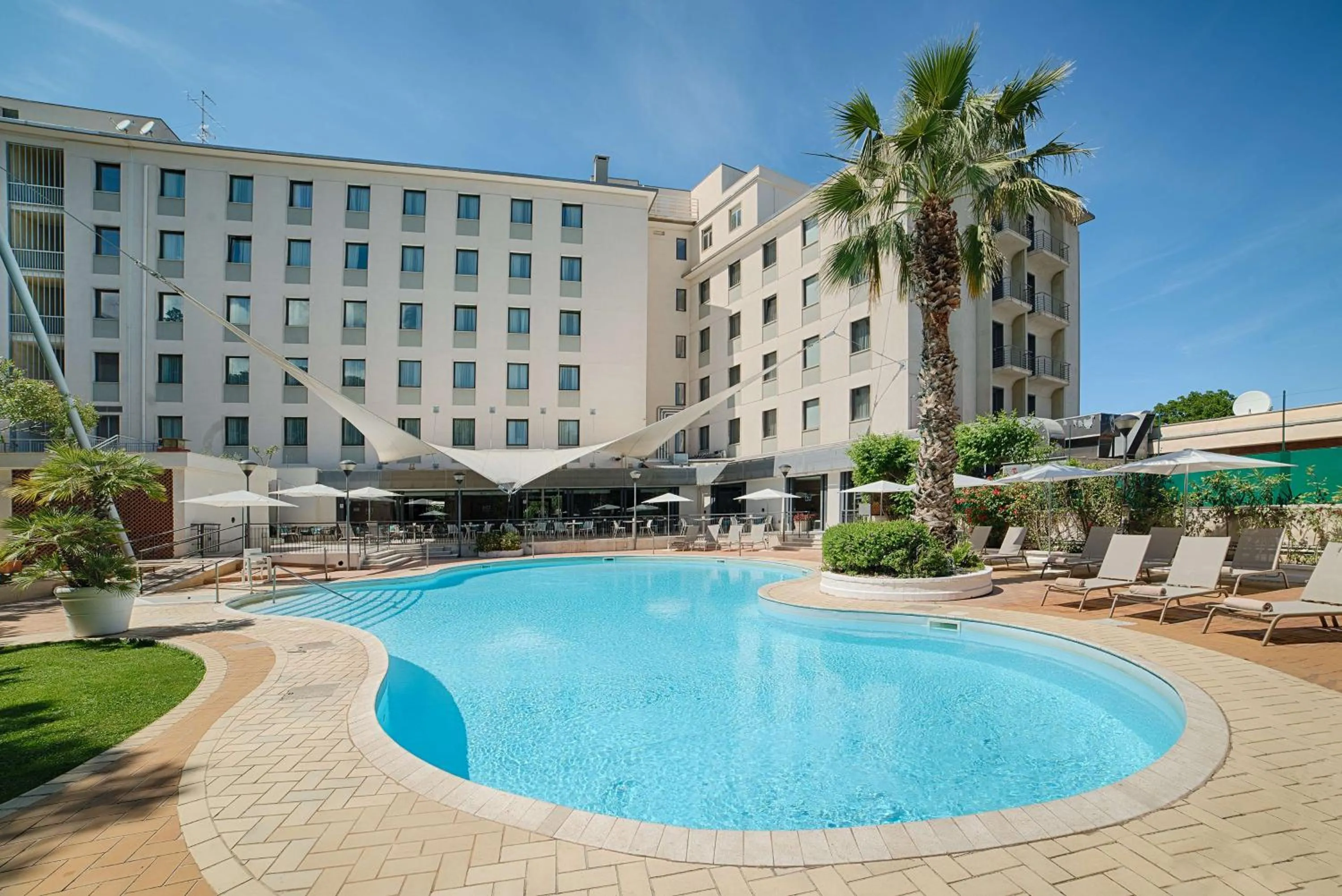 Property building in NH Palermo