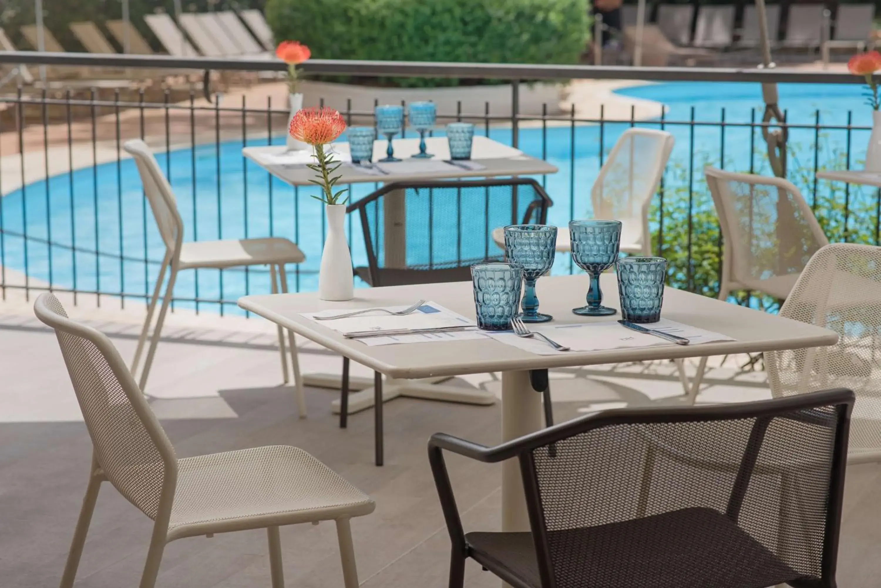 Pool view in NH Palermo Pool view in NH Palermo