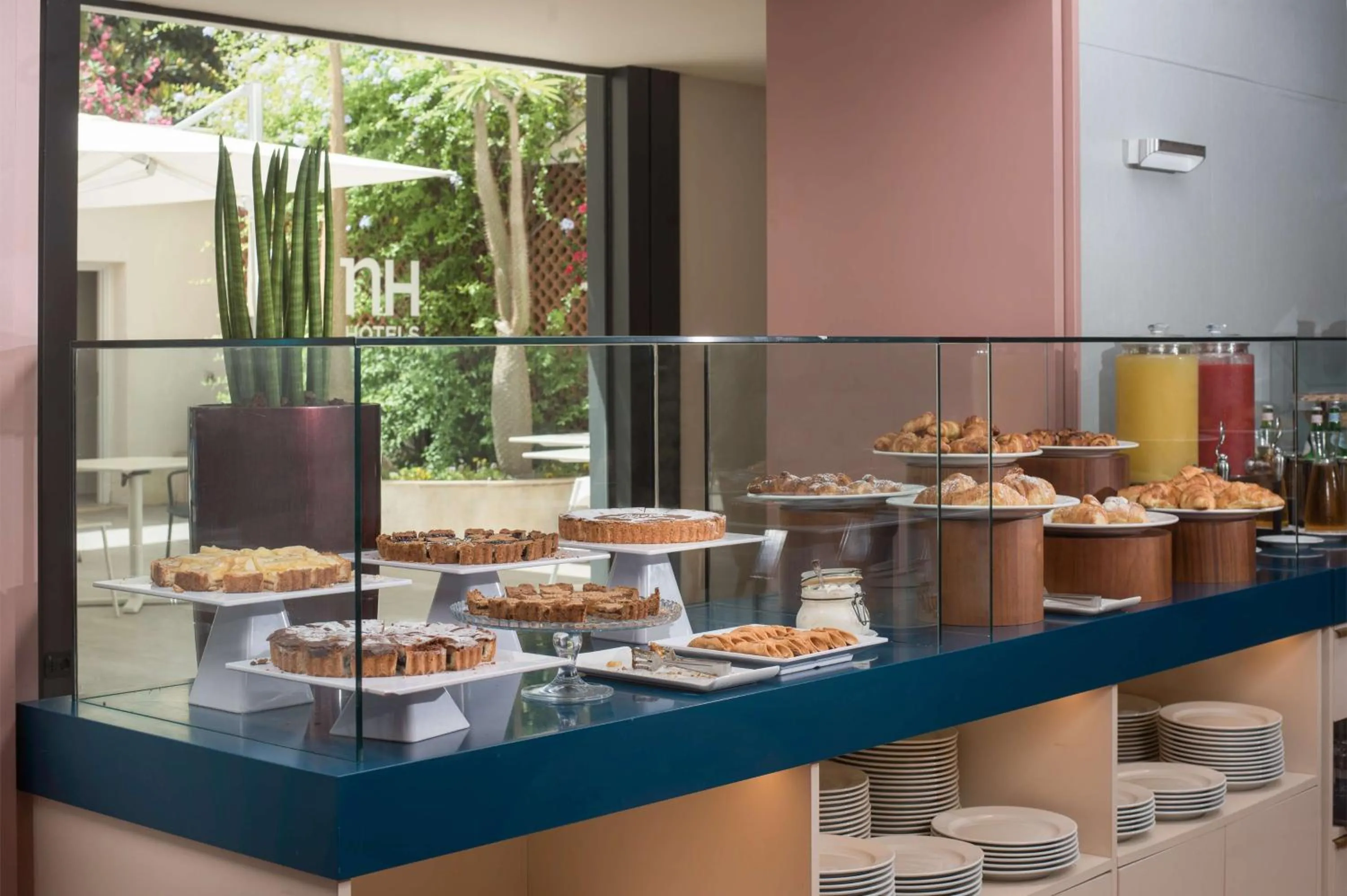 Restaurant/places to eat in NH Palermo