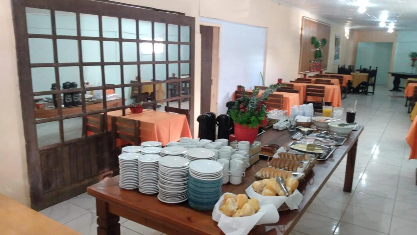 Buffet breakfast in Hotel Central Praia
