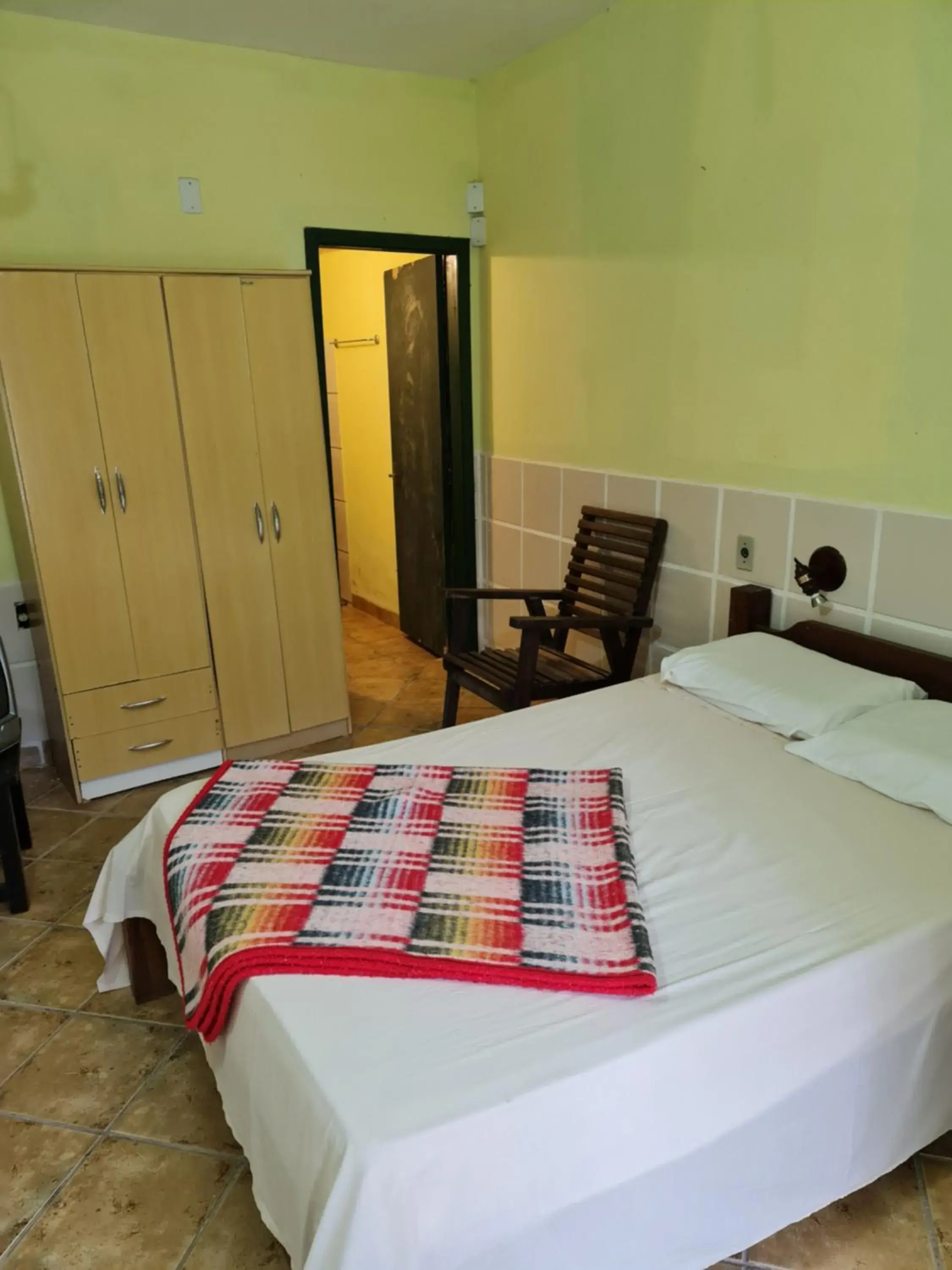 Economy Twin Room in Hotel Central Praia Economy Twin Room in Hotel Central Praia