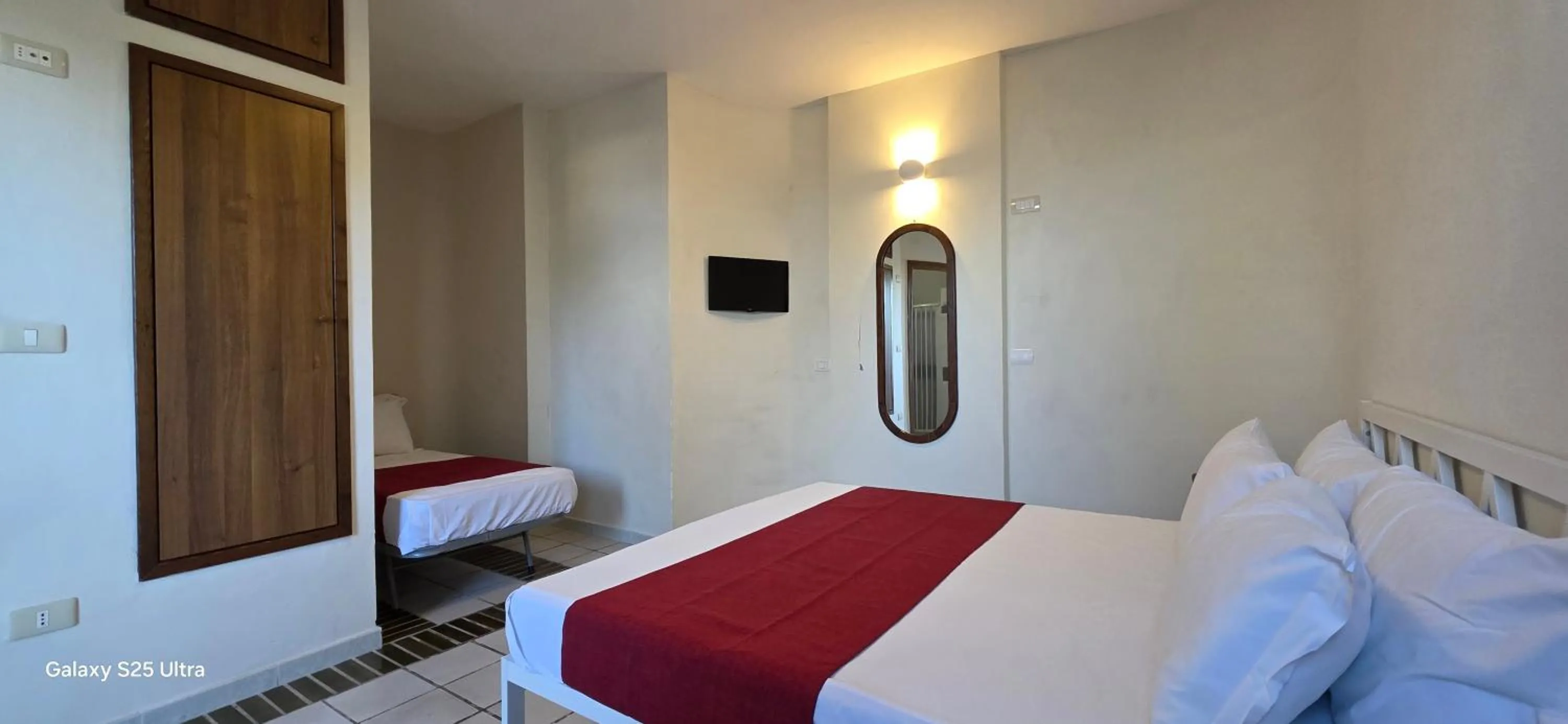Bed in Hotel Calysea Tropea - Breakfast & Brunch Until 13-00 Included - Free Private Parking