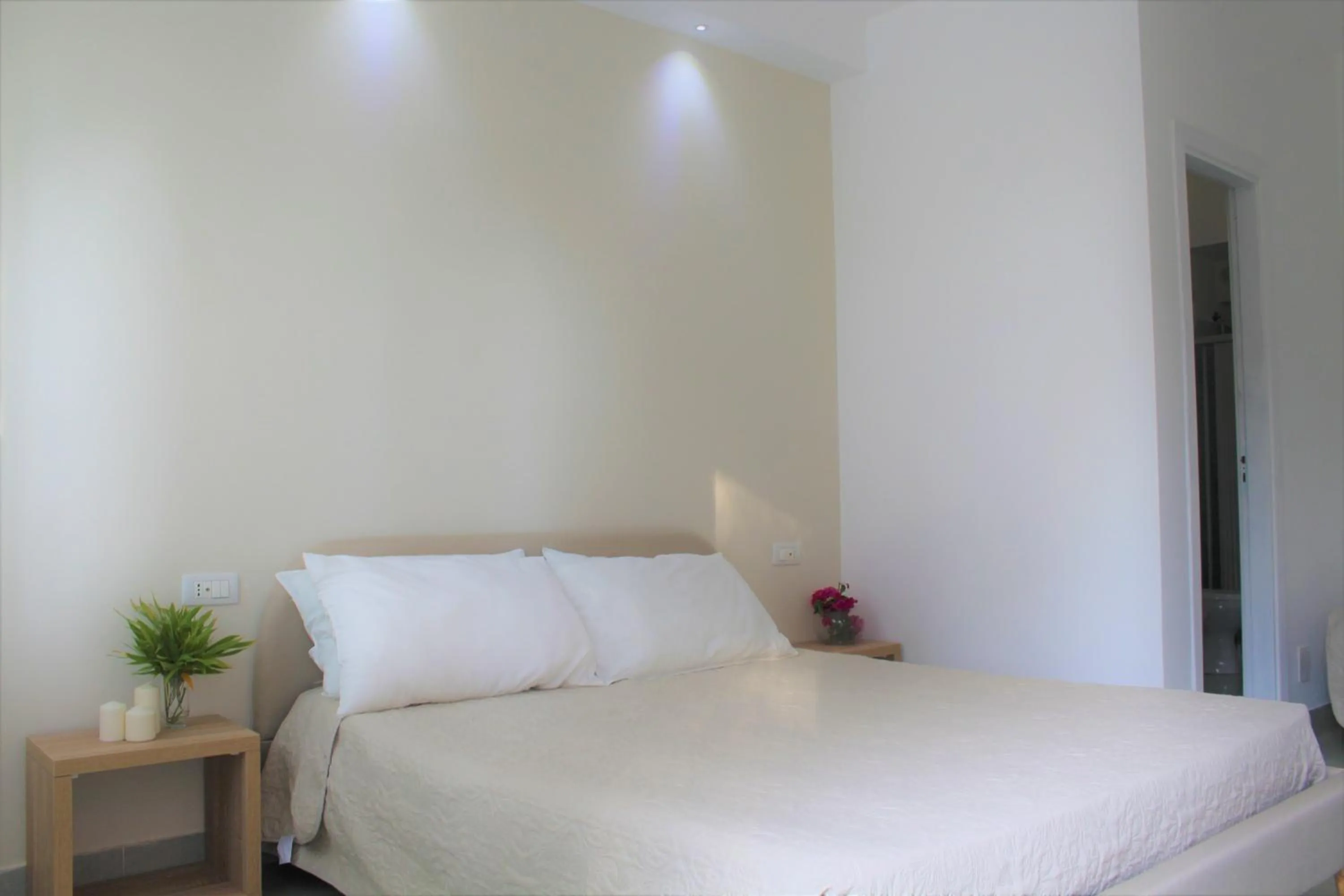 Bedroom, Bed in Hotel - Giardino Marchese D'Altavilla