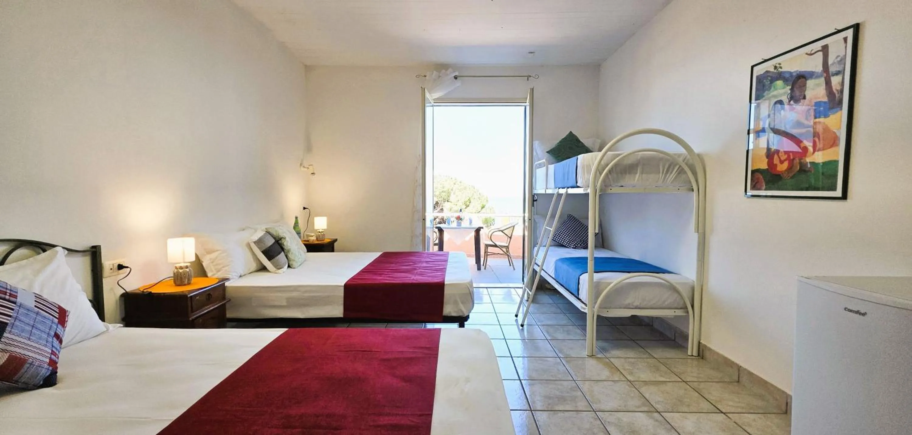Bed in Hotel Calysea Tropea - Breakfast & Brunch Until 13-00 Included - Free Private Parking