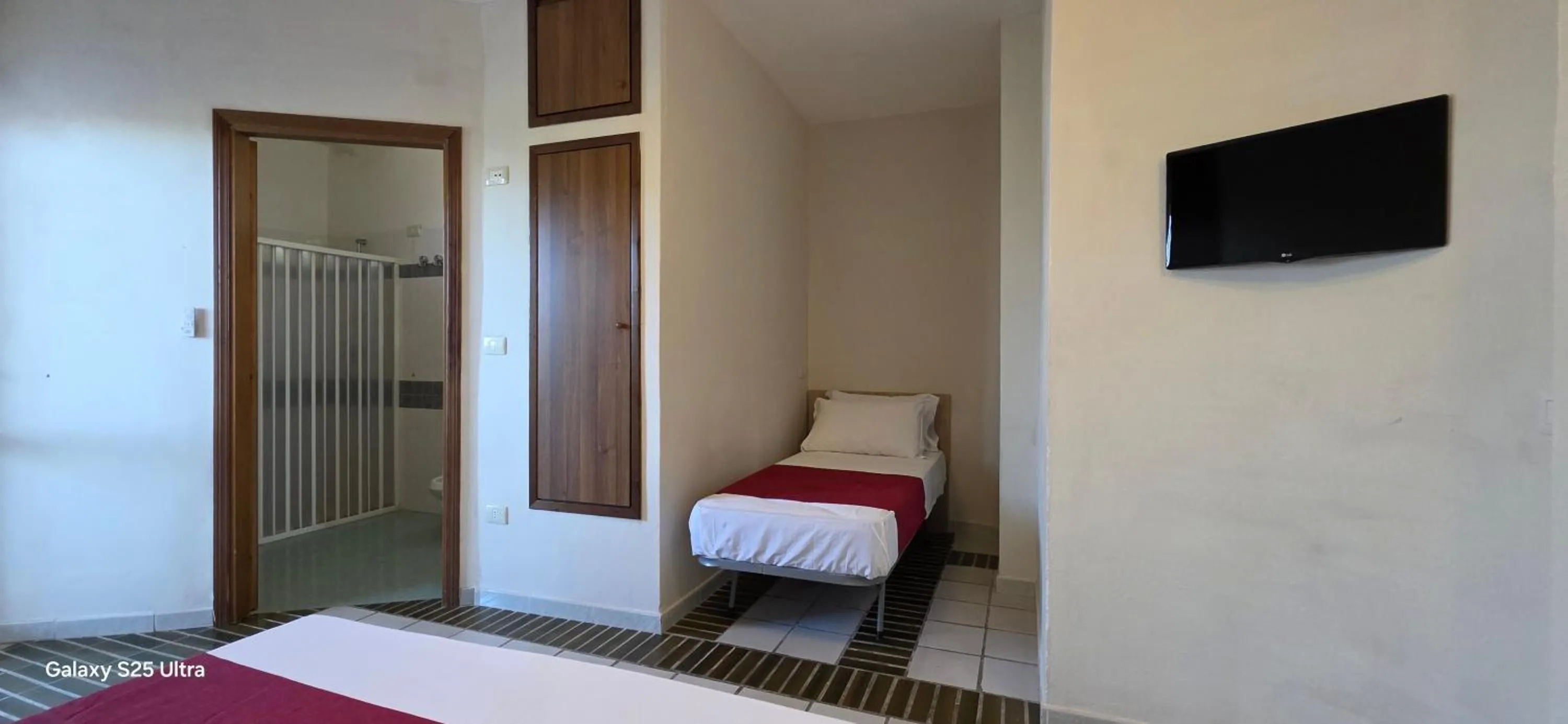 Bed in Hotel Calysea Tropea - Breakfast & Brunch Until 13-00 Included - Free Private Parking