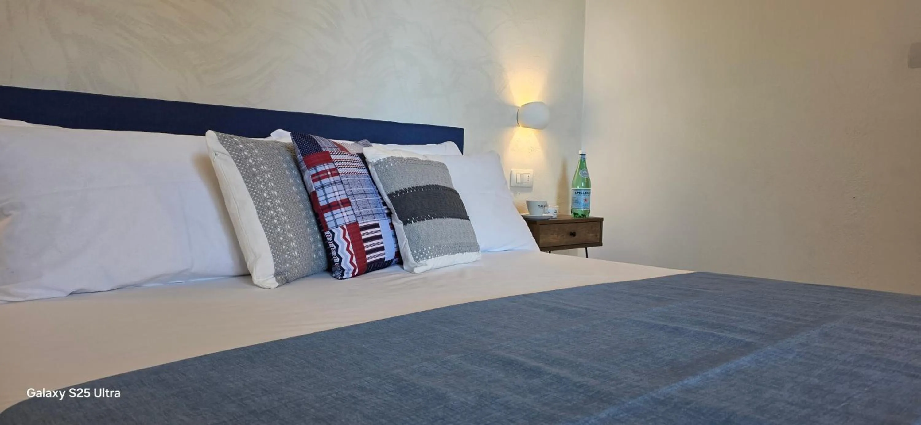 Bed in Hotel Calysea Tropea - Breakfast & Brunch Until 13-00 Included - Free Private Parking