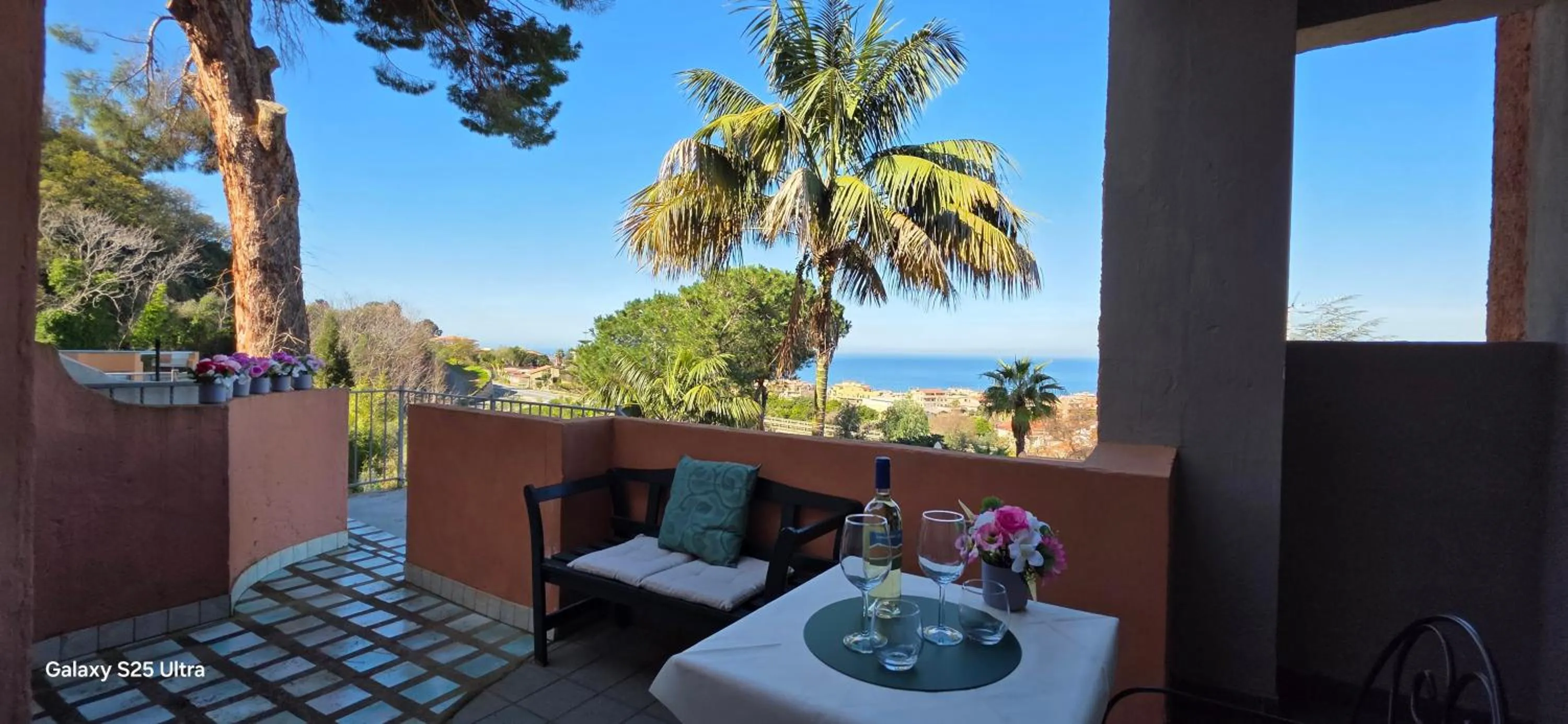 Patio in Hotel Calysea Tropea - Breakfast & Brunch Until 13-00 Included - Free Private Parking