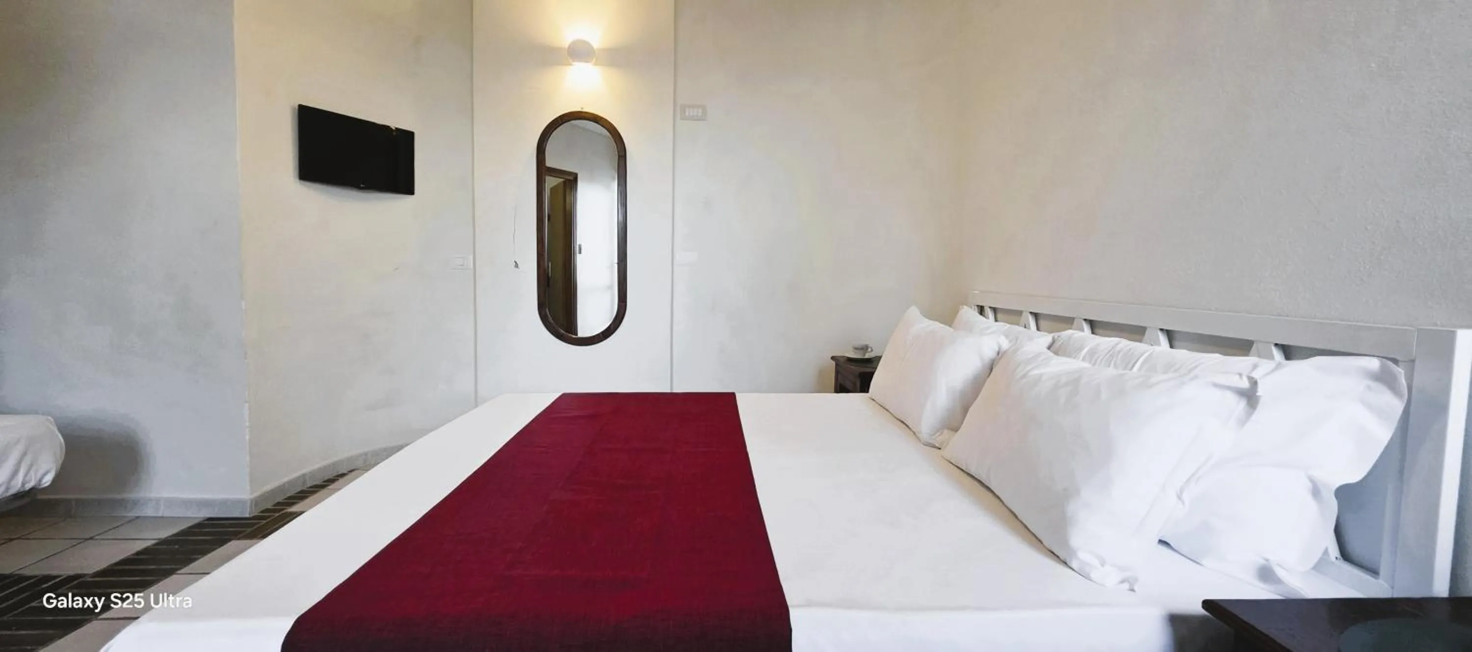 Bed in Hotel Calysea Tropea - Breakfast & Brunch Until 13-00 Included - Free Private Parking