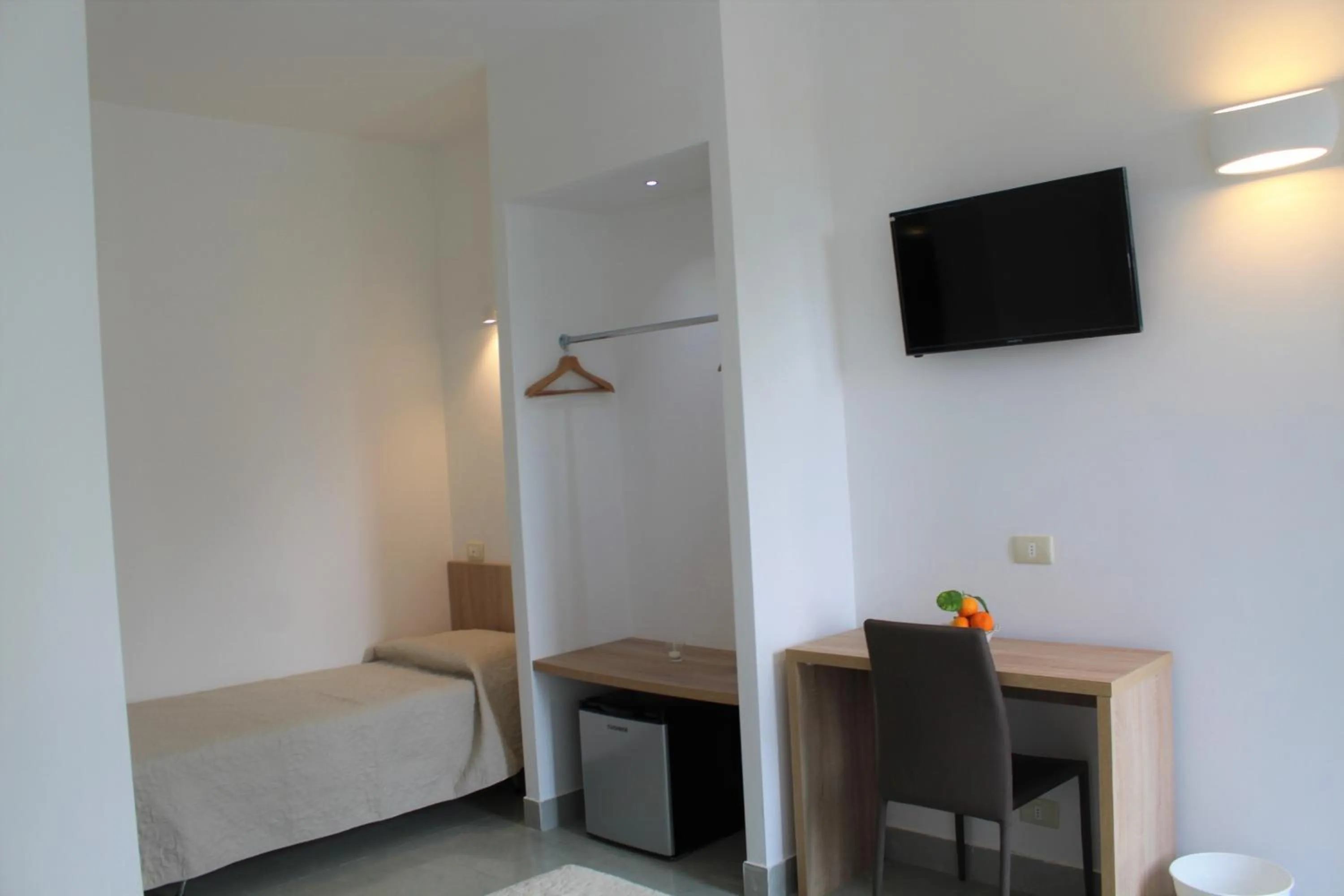 Bedroom, Bed in Hotel - Giardino Marchese D'Altavilla