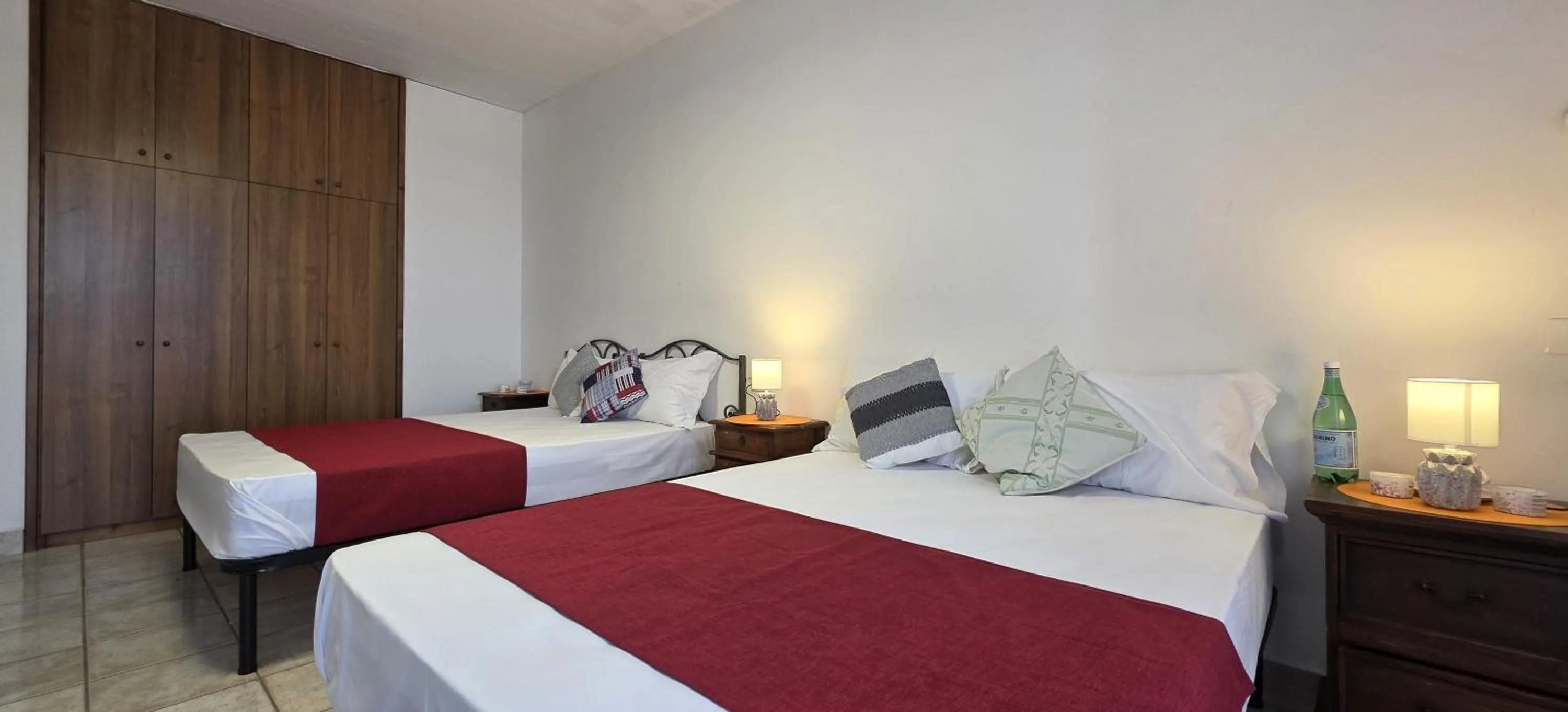 Bed in Hotel Calysea Tropea - Breakfast & Brunch Until 13-00 Included - Free Private Parking