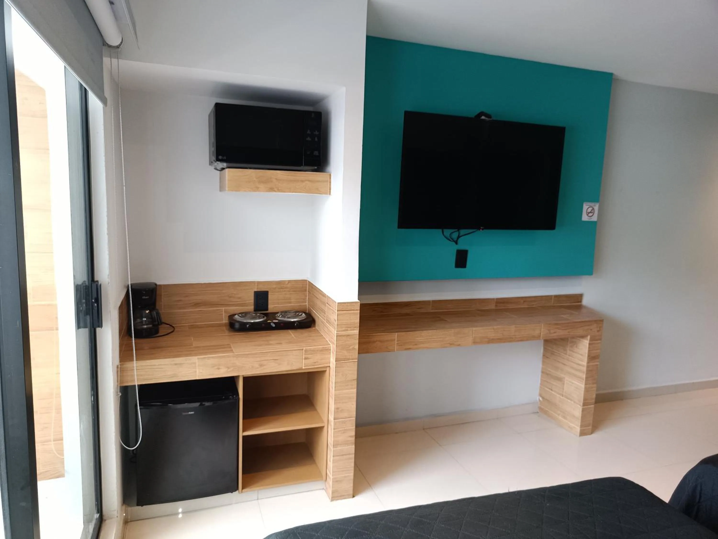 TV and multimedia in Hotel Kavia Mazatlán