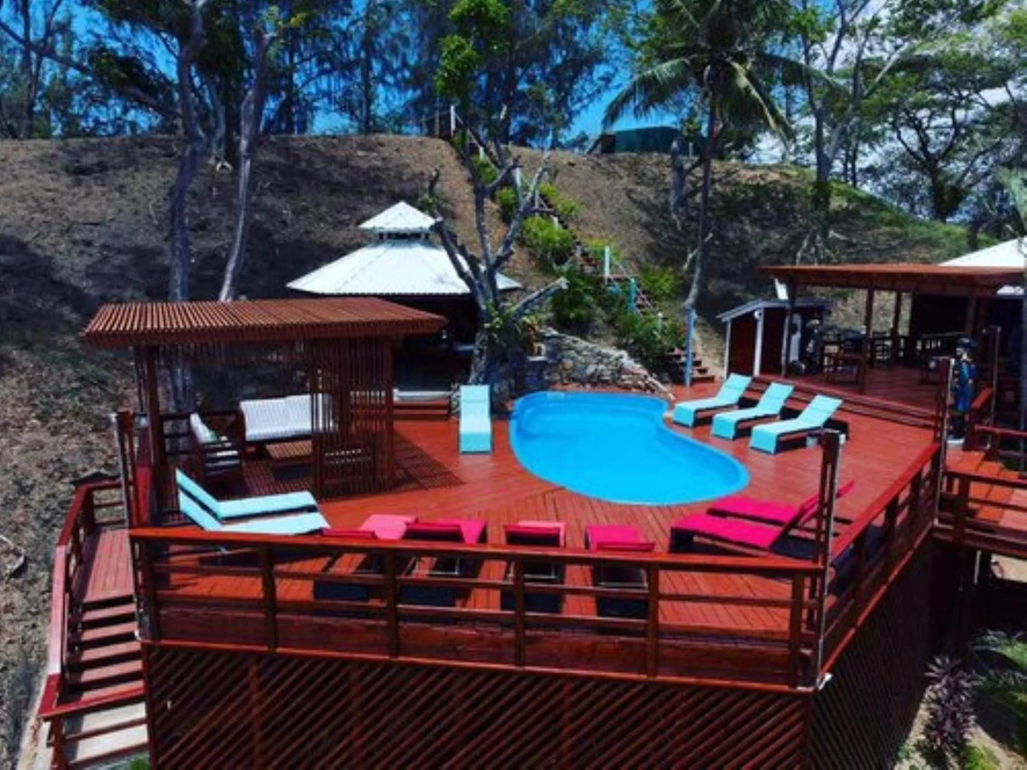 Swimming pool in Hotel and Dive Center Roatan Yacht Club